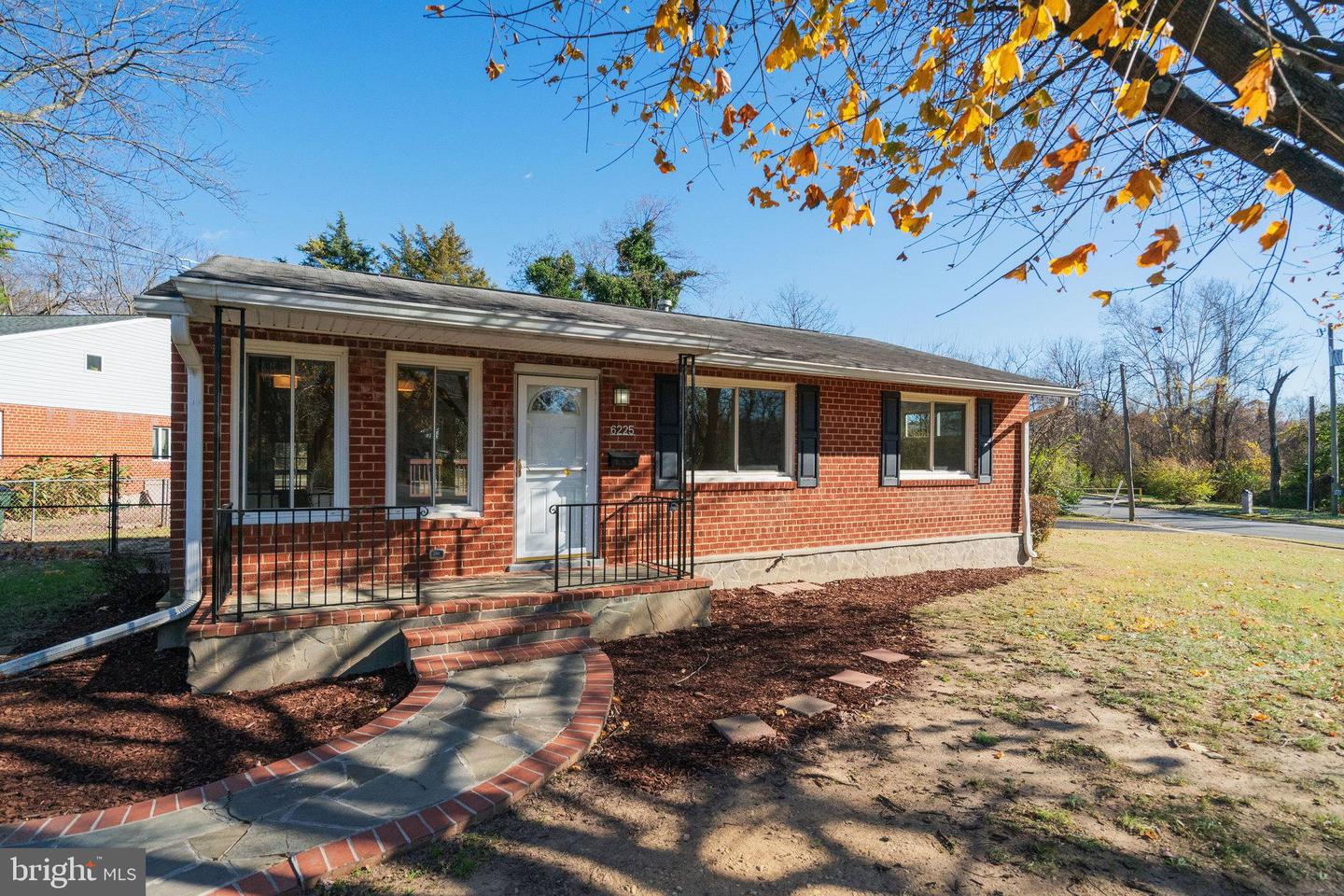 6225 BREN MAR DR, ALEXANDRIA, Virginia 22312, 3 Bedrooms Bedrooms, ,2 BathroomsBathrooms,Residential,For sale,6225 BREN MAR DR,VAFX2260810 MLS # VAFX2260810 6225 BREN MAR DR, ALEXANDRIA, Virginia 22312, 3 Bedrooms Bedrooms, ,2 BathroomsBathrooms,Residential,For sale,6225 BREN MAR DR,VAFX2260810 MLS # VAFX2260810