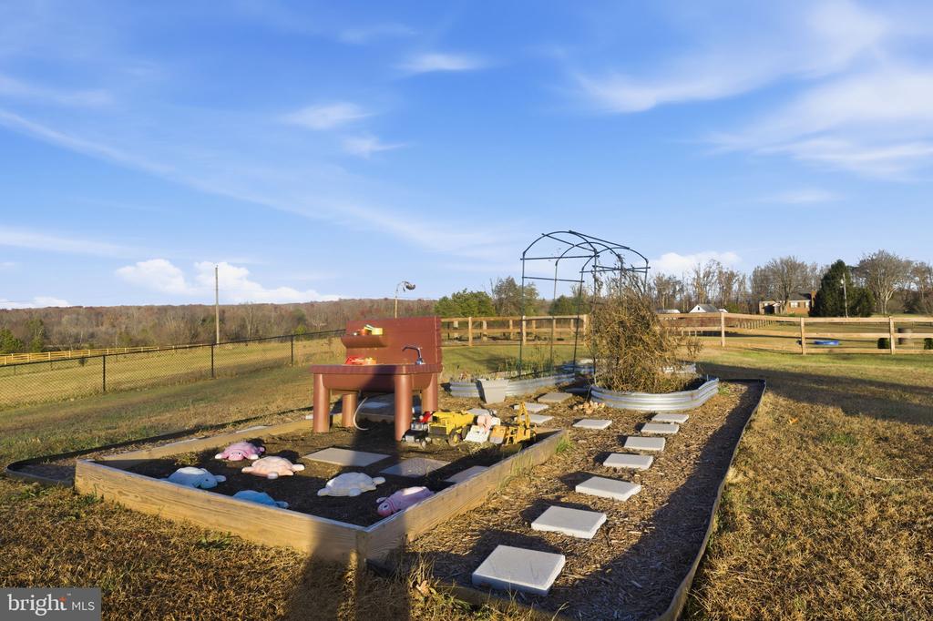 14497 WOODLAND CHURCH RD, CULPEPER, Virginia 22701, 4 Bedrooms Bedrooms, ,3 BathroomsBathrooms,Residential,14497 WOODLAND CHURCH RD,VACU2012098 MLS # VACU2012098 14497 WOODLAND CHURCH RD, CULPEPER, Virginia 22701, 4 Bedrooms Bedrooms, ,3 BathroomsBathrooms,Residential,14497 WOODLAND CHURCH RD,VACU2012098 MLS # VACU2012098