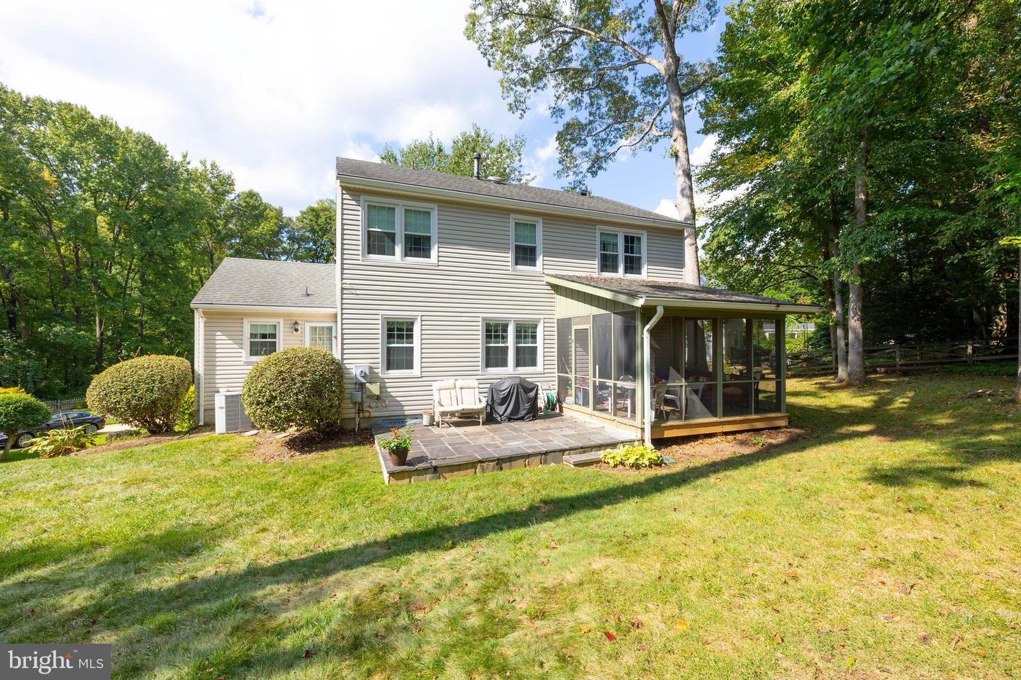 5307 AMBER CT, BURKE, Virginia 22015, 5 Bedrooms Bedrooms, ,2 BathroomsBathrooms,Residential,For sale,5307 AMBER CT,VAFX2264250 MLS # VAFX2264250