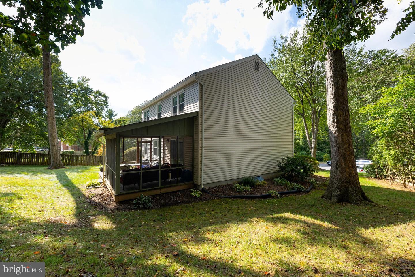 5307 AMBER CT, BURKE, Virginia 22015, 5 Bedrooms Bedrooms, ,2 BathroomsBathrooms,Residential,For sale,5307 AMBER CT,VAFX2264250 MLS # VAFX2264250