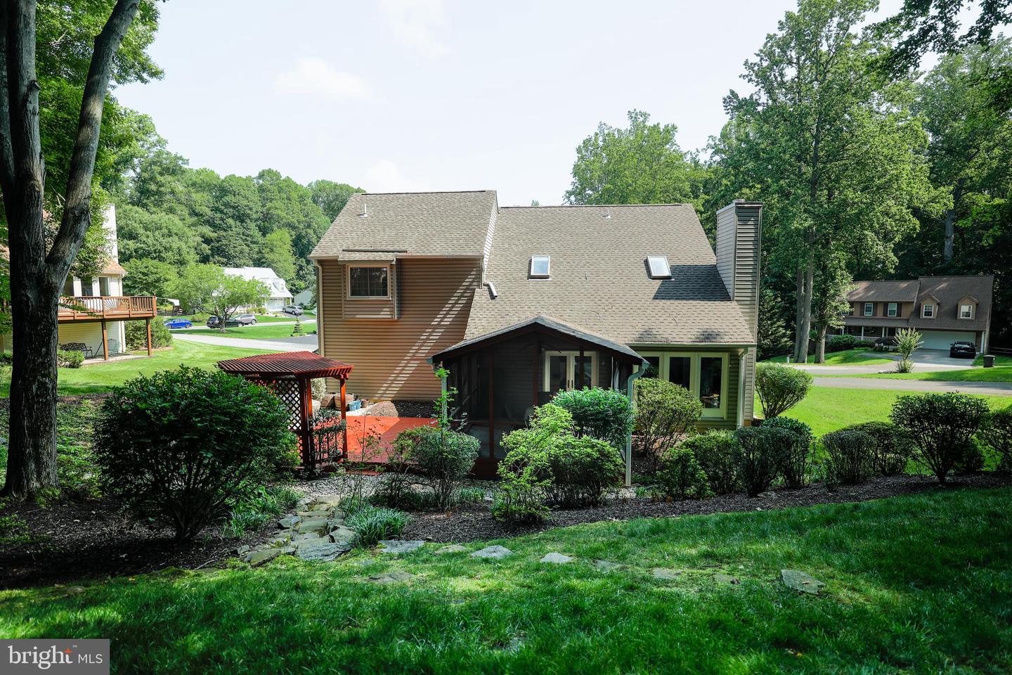 7921 OAK HOLLOW LN, FAIRFAX STATION, Virginia 22039, 3 Bedrooms Bedrooms, ,3 BathroomsBathrooms,Residential,For sale,7921 OAK HOLLOW LN,VAFX2264266 MLS # VAFX2264266