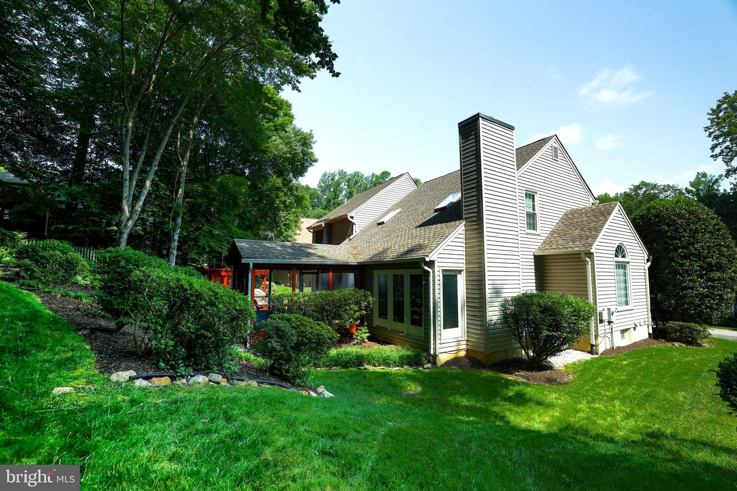 7921 OAK HOLLOW LN, FAIRFAX STATION, Virginia 22039, 3 Bedrooms Bedrooms, ,3 BathroomsBathrooms,Residential,For sale,7921 OAK HOLLOW LN,VAFX2264266 MLS # VAFX2264266