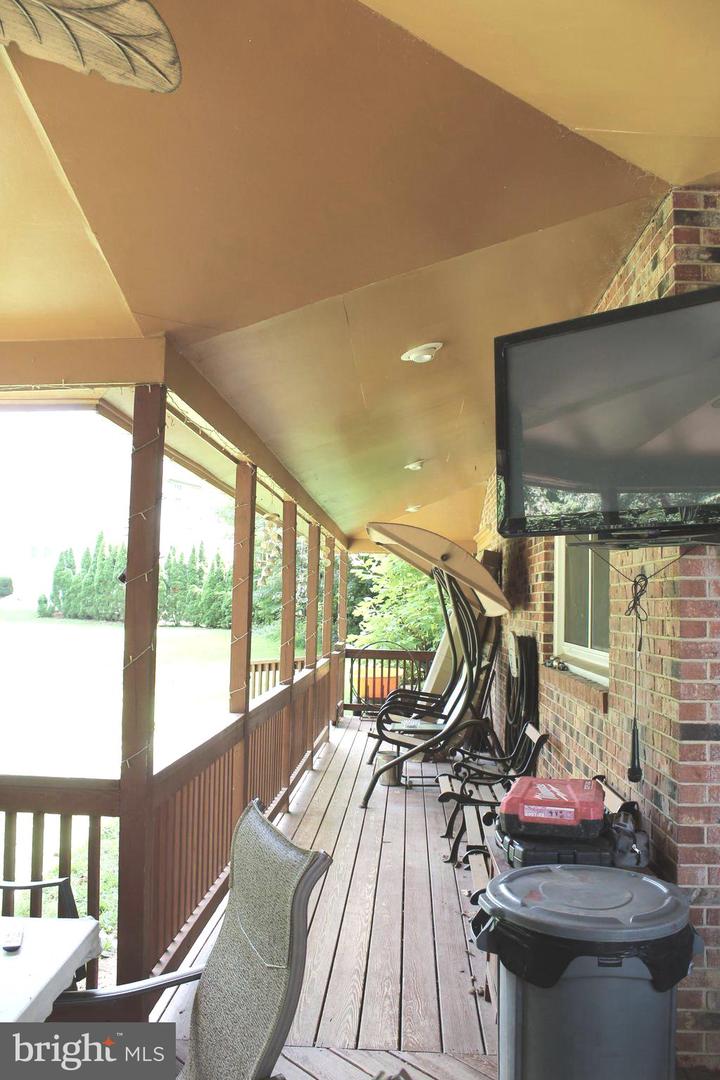 15090 JONAH COVE PL, WOODBRIDGE, Virginia 22193, 5 Bedrooms Bedrooms, ,2 BathroomsBathrooms,Residential,For sale,15090 JONAH COVE PL,VAPW2103114 MLS # VAPW2103114