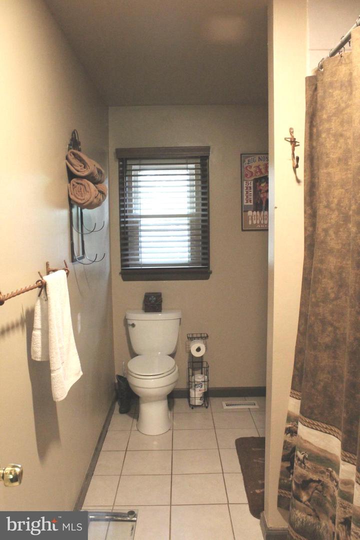 15090 JONAH COVE PL, WOODBRIDGE, Virginia 22193, 5 Bedrooms Bedrooms, ,2 BathroomsBathrooms,Residential,For sale,15090 JONAH COVE PL,VAPW2103114 MLS # VAPW2103114