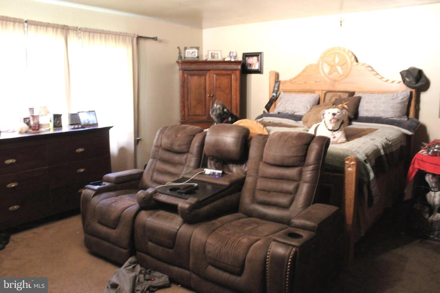 15090 JONAH COVE PL, WOODBRIDGE, Virginia 22193, 5 Bedrooms Bedrooms, ,2 BathroomsBathrooms,Residential,For sale,15090 JONAH COVE PL,VAPW2103114 MLS # VAPW2103114