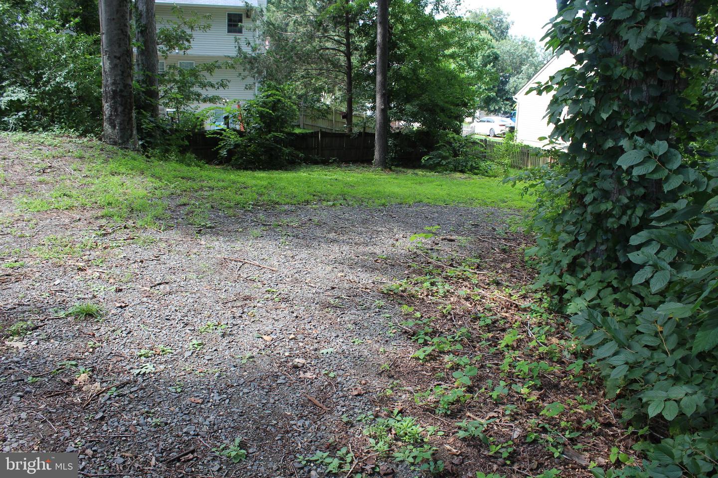 15090 JONAH COVE PL, WOODBRIDGE, Virginia 22193, 5 Bedrooms Bedrooms, ,2 BathroomsBathrooms,Residential,For sale,15090 JONAH COVE PL,VAPW2103114 MLS # VAPW2103114