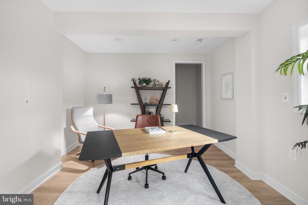 5233 LEE HWY, WARRENTON, Virginia, 5 Bedrooms Bedrooms, ,3 BathroomsBathrooms,Residential,5233 LEE HWY,VAFQ2019688 MLS # VAFQ2019688