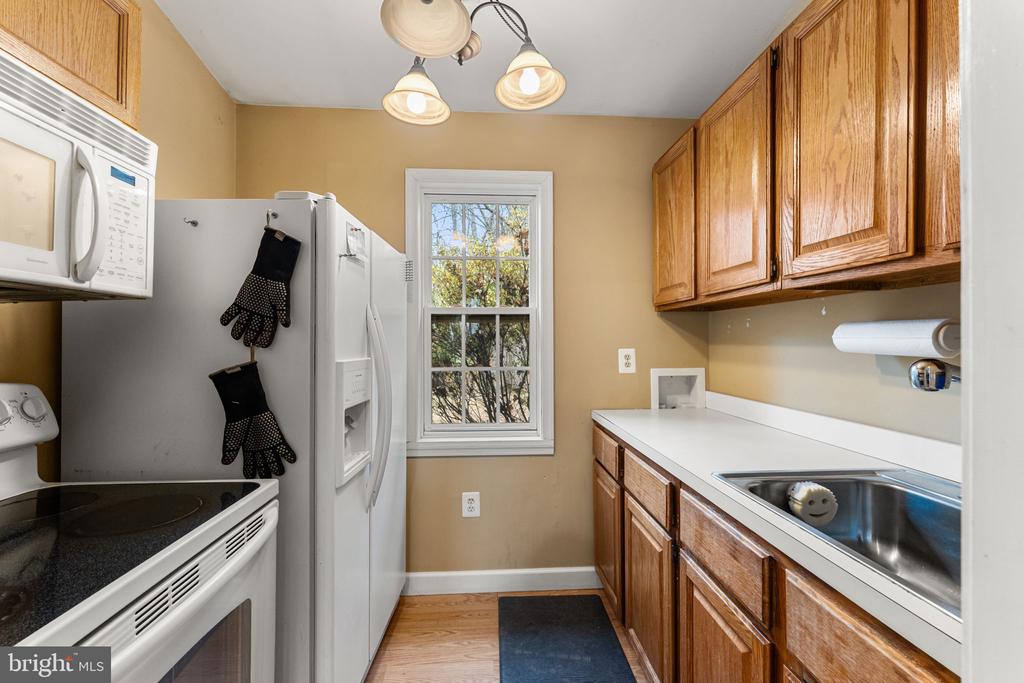 14555 LEE HWY, AMISSVILLE, Virginia 20106, 4 Bedrooms Bedrooms, ,4 BathroomsBathrooms,Residential,14555 LEE HWY,VARP2002390 MLS # VARP2002390