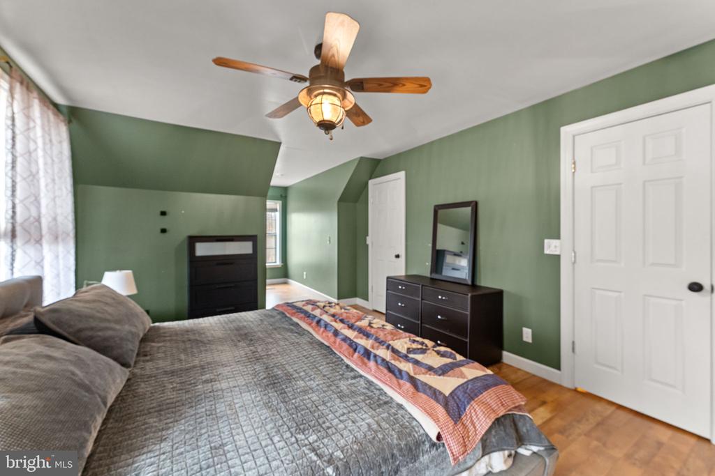 14555 LEE HWY, AMISSVILLE, Virginia 20106, 4 Bedrooms Bedrooms, ,4 BathroomsBathrooms,Residential,14555 LEE HWY,VARP2002390 MLS # VARP2002390