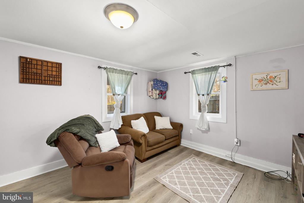 9208 SPERRYVILLE PIKE, CULPEPER, Virginia 22701, 2 Bedrooms Bedrooms, ,1 BathroomBathrooms,Residential,9208 SPERRYVILLE PIKE,VACU2012122 MLS # VACU2012122