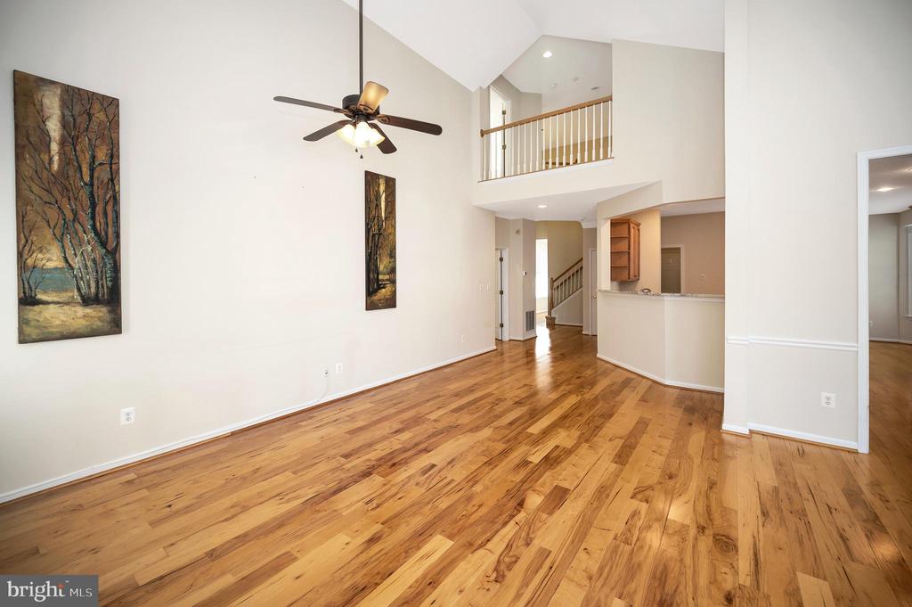 5105 SEWELLS POINTE DR, FREDERICKSBURG, Virginia 22407, 4 Bedrooms Bedrooms, ,4 BathroomsBathrooms,Residential,5105 SEWELLS POINTE DR,VASP2037728 MLS # VASP2037728