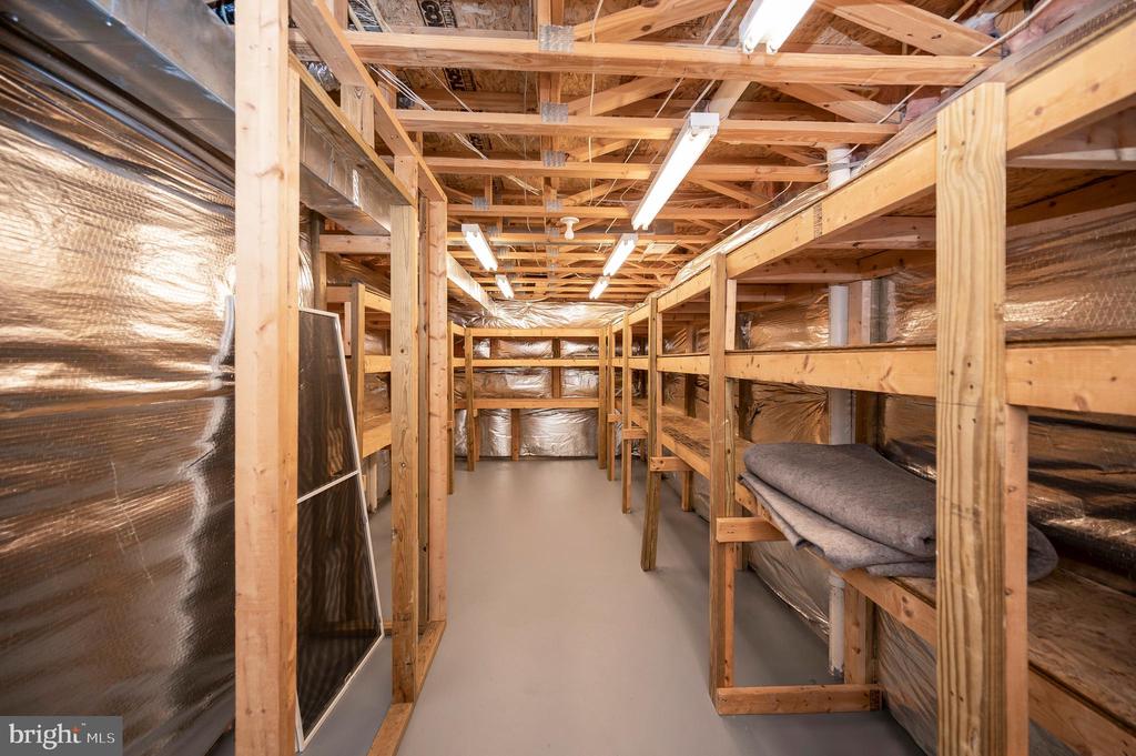 5105 SEWELLS POINTE DR, FREDERICKSBURG, Virginia 22407, 4 Bedrooms Bedrooms, ,4 BathroomsBathrooms,Residential,5105 SEWELLS POINTE DR,VASP2037728 MLS # VASP2037728