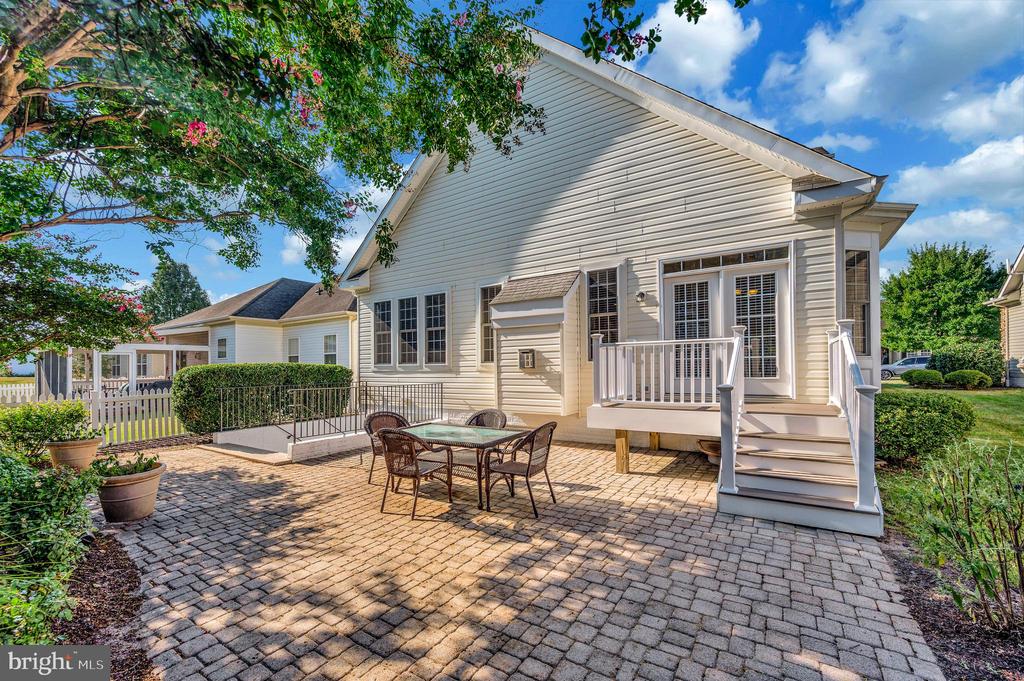 5105 SEWELLS POINTE DR, FREDERICKSBURG, Virginia 22407, 4 Bedrooms Bedrooms, ,4 BathroomsBathrooms,Residential,5105 SEWELLS POINTE DR,VASP2037728 MLS # VASP2037728