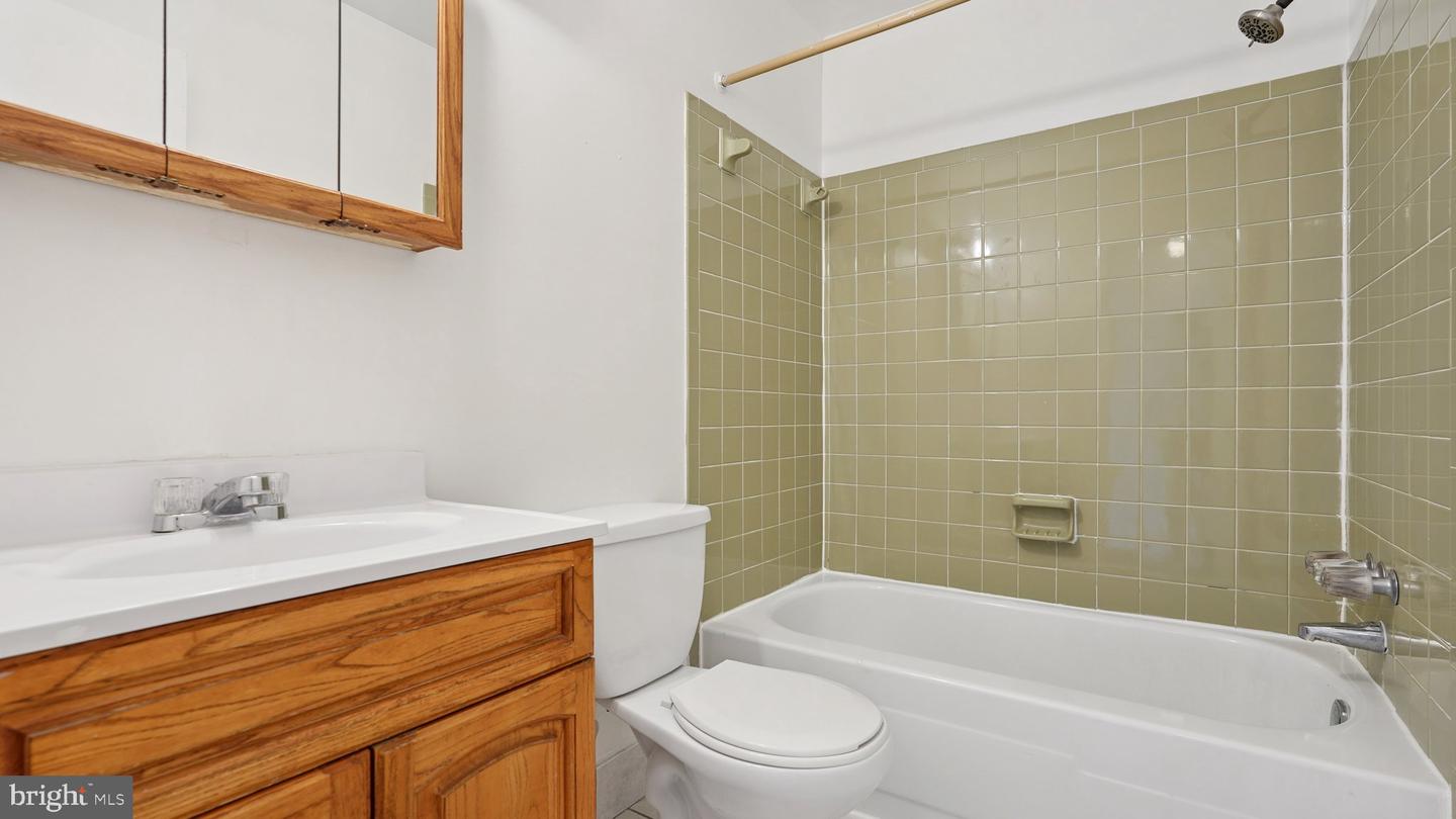 11007 HIRAM CT, MANASSAS, Virginia 20109, 3 Bedrooms Bedrooms, ,2 BathroomsBathrooms,Residential,For sale,11007 HIRAM CT,VAPW2103964 MLS # VAPW2103964