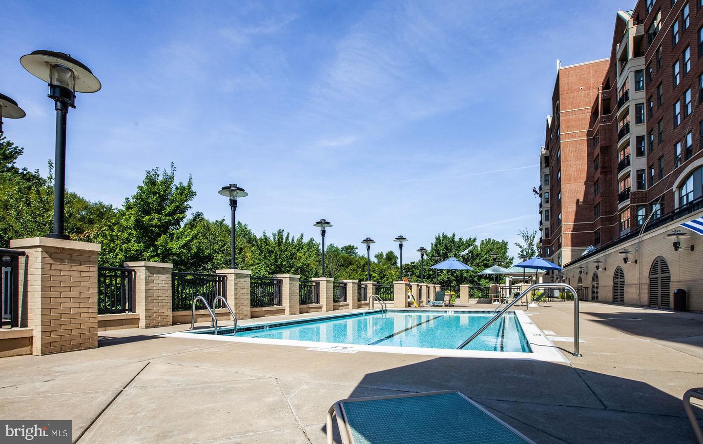 485 HARBOR SIDE ST #405, WOODBRIDGE, Virginia 22191, 2 Bedrooms Bedrooms, ,2 BathroomsBathrooms,Residential,For sale,485 HARBOR SIDE ST #405,VAPW2104288 MLS # VAPW2104288