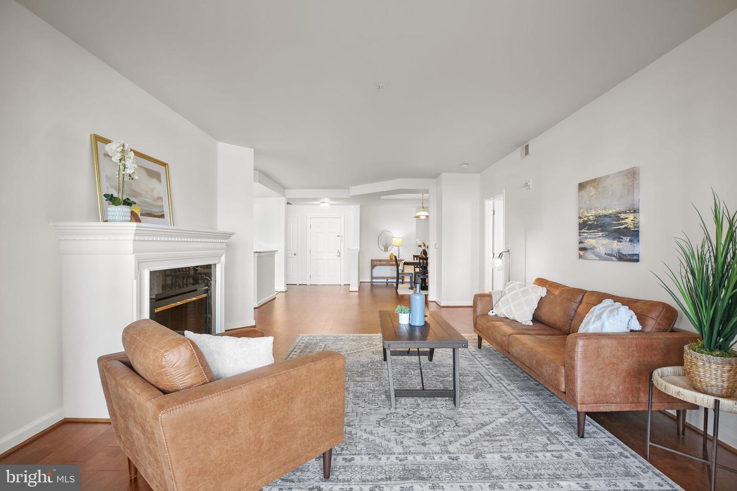 485 HARBOR SIDE ST #405, WOODBRIDGE, Virginia 22191, 2 Bedrooms Bedrooms, ,2 BathroomsBathrooms,Residential,For sale,485 HARBOR SIDE ST #405,VAPW2104288 MLS # VAPW2104288