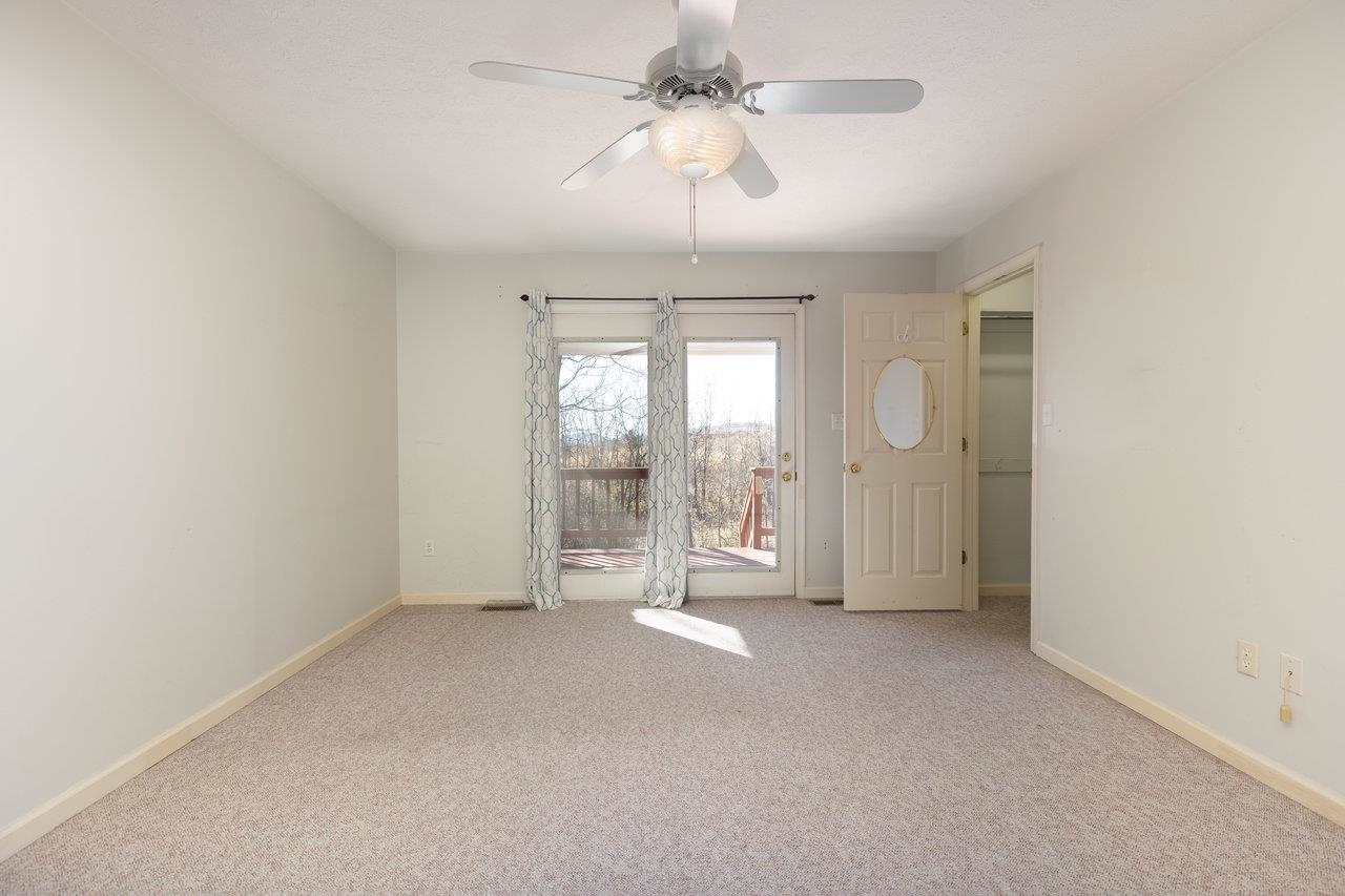 324 DIANA CT, ROCKINGHAM, Virginia 22801, 2 Bedrooms Bedrooms, ,2 BathroomsBathrooms,Residential,324 DIANA CT,671288 MLS # 671288