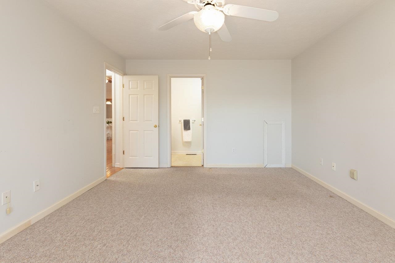 324 DIANA CT, ROCKINGHAM, Virginia 22801, 2 Bedrooms Bedrooms, ,2 BathroomsBathrooms,Residential,324 DIANA CT,671288 MLS # 671288