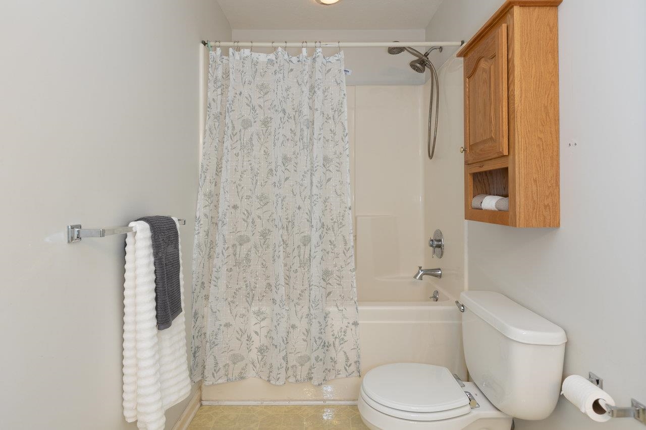 324 DIANA CT, ROCKINGHAM, Virginia 22801, 2 Bedrooms Bedrooms, ,2 BathroomsBathrooms,Residential,324 DIANA CT,671288 MLS # 671288