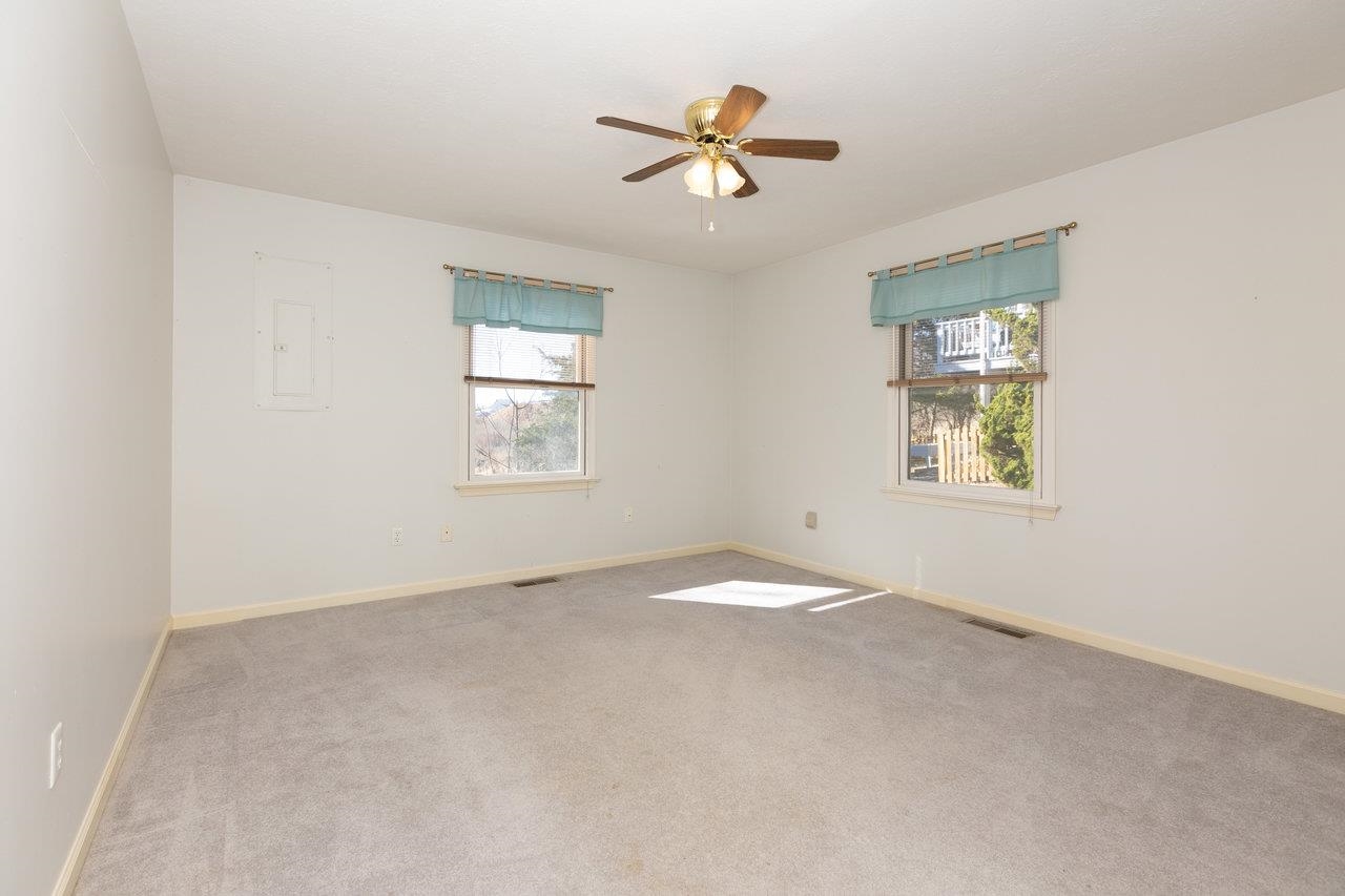 324 DIANA CT, ROCKINGHAM, Virginia 22801, 2 Bedrooms Bedrooms, ,2 BathroomsBathrooms,Residential,324 DIANA CT,671288 MLS # 671288