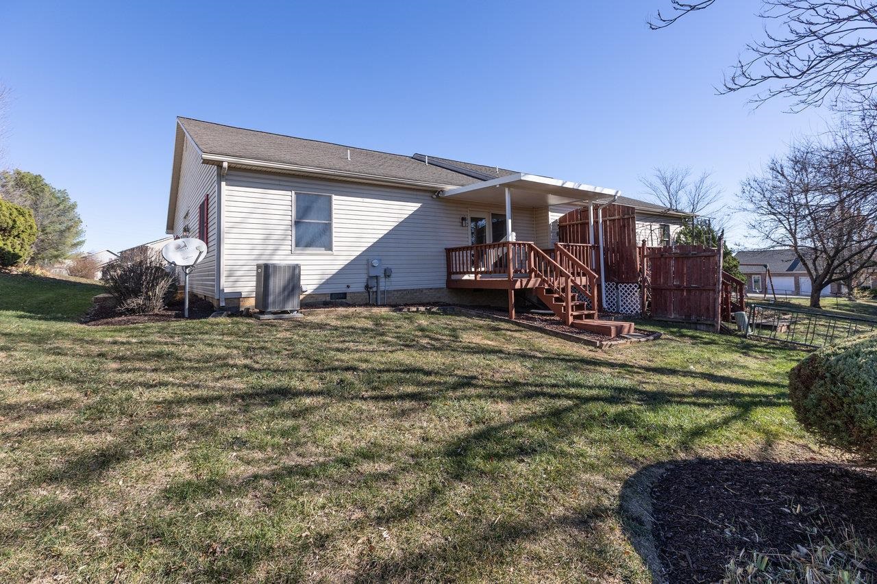 324 DIANA CT, ROCKINGHAM, Virginia 22801, 2 Bedrooms Bedrooms, ,2 BathroomsBathrooms,Residential,324 DIANA CT,671288 MLS # 671288