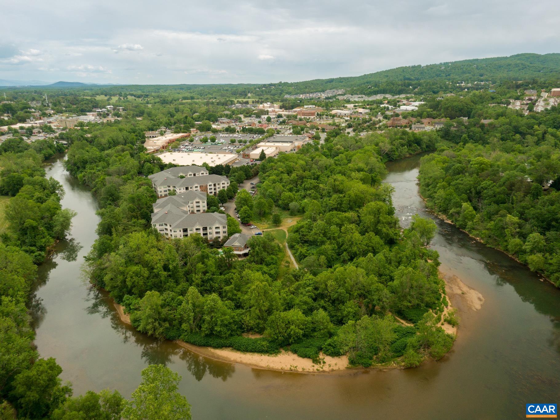 290 RIVERBEND DR, CHARLOTTESVILLE, Virginia 22911, 1 Bedroom Bedrooms, ,1 BathroomBathrooms,Residential,Riverbend Condos Unit 290-2D,290 RIVERBEND DR,671289 MLS # 671289