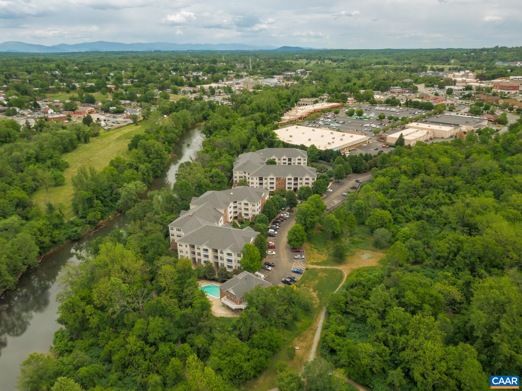 290 RIVERBEND DR, CHARLOTTESVILLE, Virginia 22911, 1 Bedroom Bedrooms, ,1 BathroomBathrooms,Residential,Riverbend Condos Unit 290-2D,290 RIVERBEND DR,671289 MLS # 671289