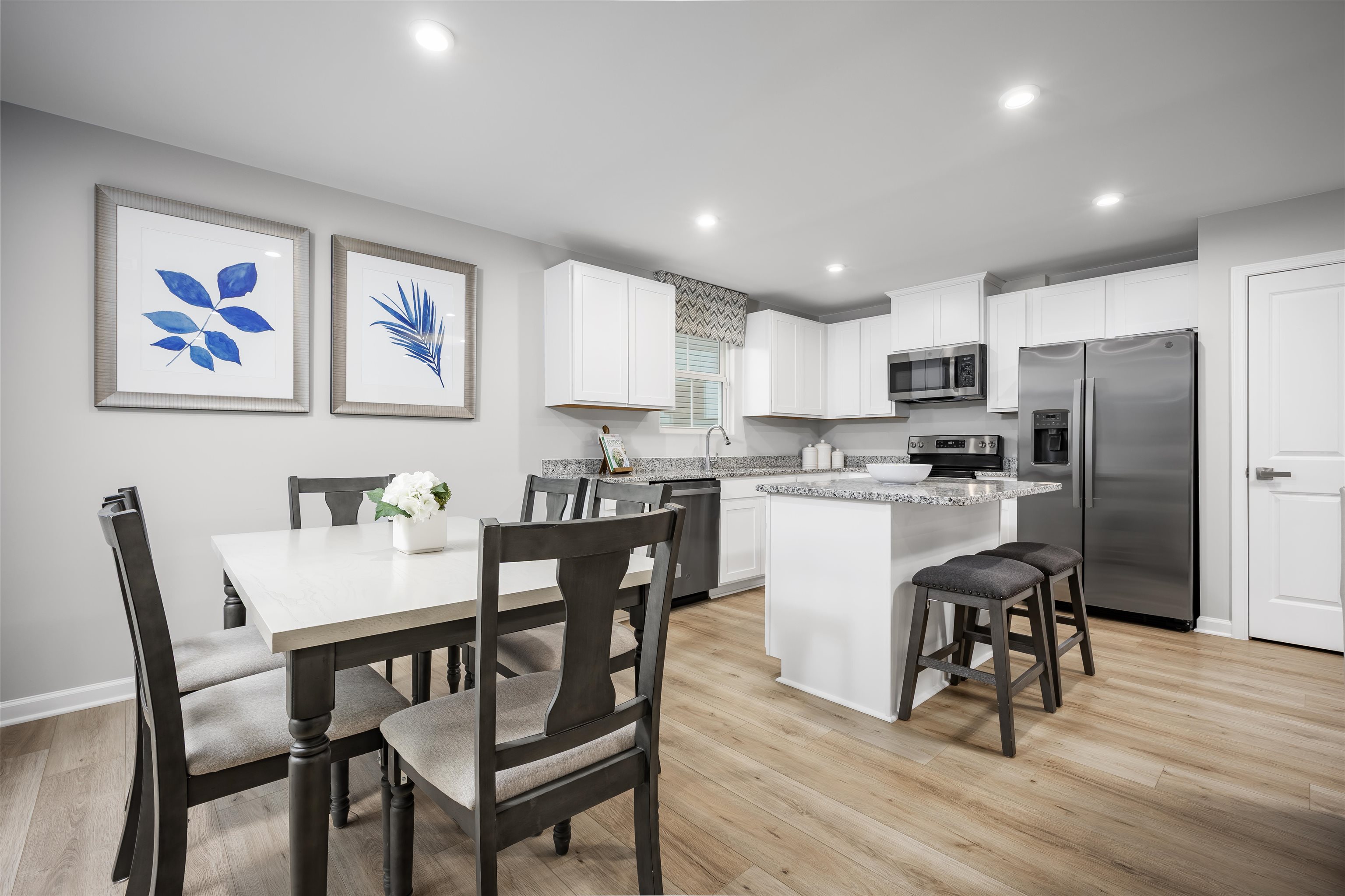 6 WHITE BIRCH RD, WAYNESBORO, Virginia 22980, 3 Bedrooms Bedrooms, ,2 BathroomsBathrooms,Residential,6 WHITE BIRCH RD,671290 MLS # 671290