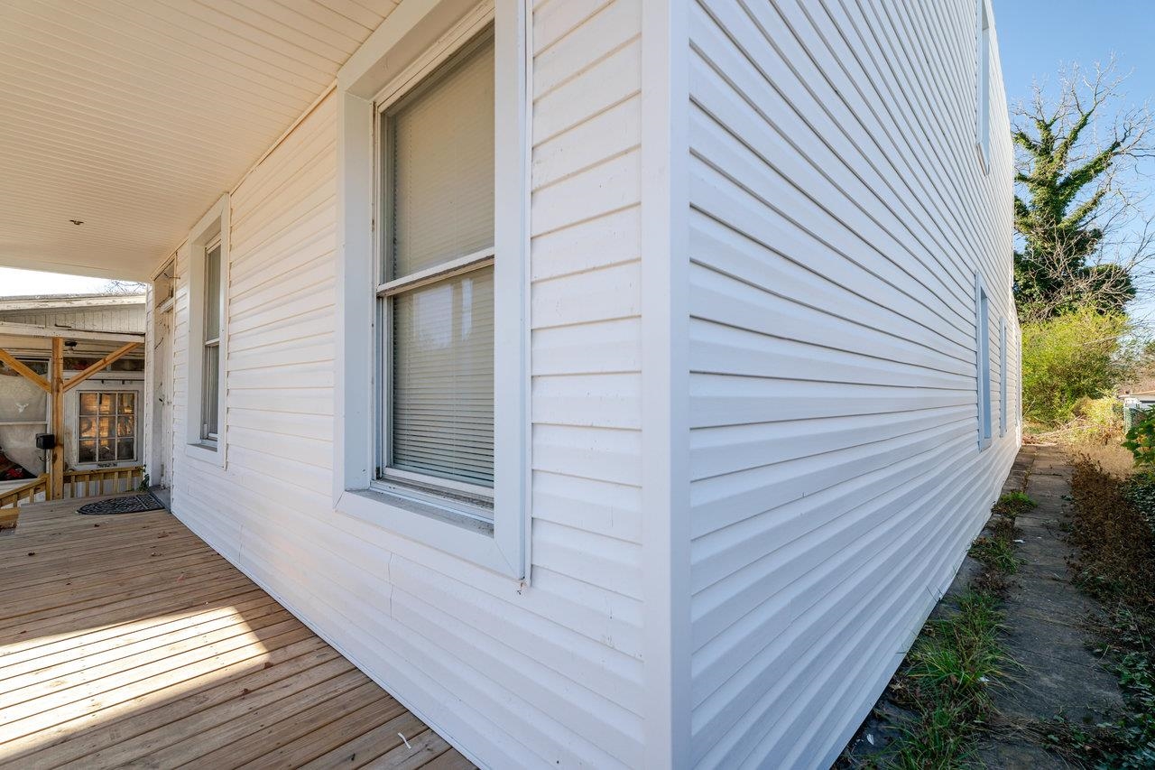 427 FOURTH ST, SHENANDOAH, Virginia 22849, 4 Bedrooms Bedrooms, ,2 BathroomsBathrooms,Residential,427 FOURTH ST,671295 MLS # 671295