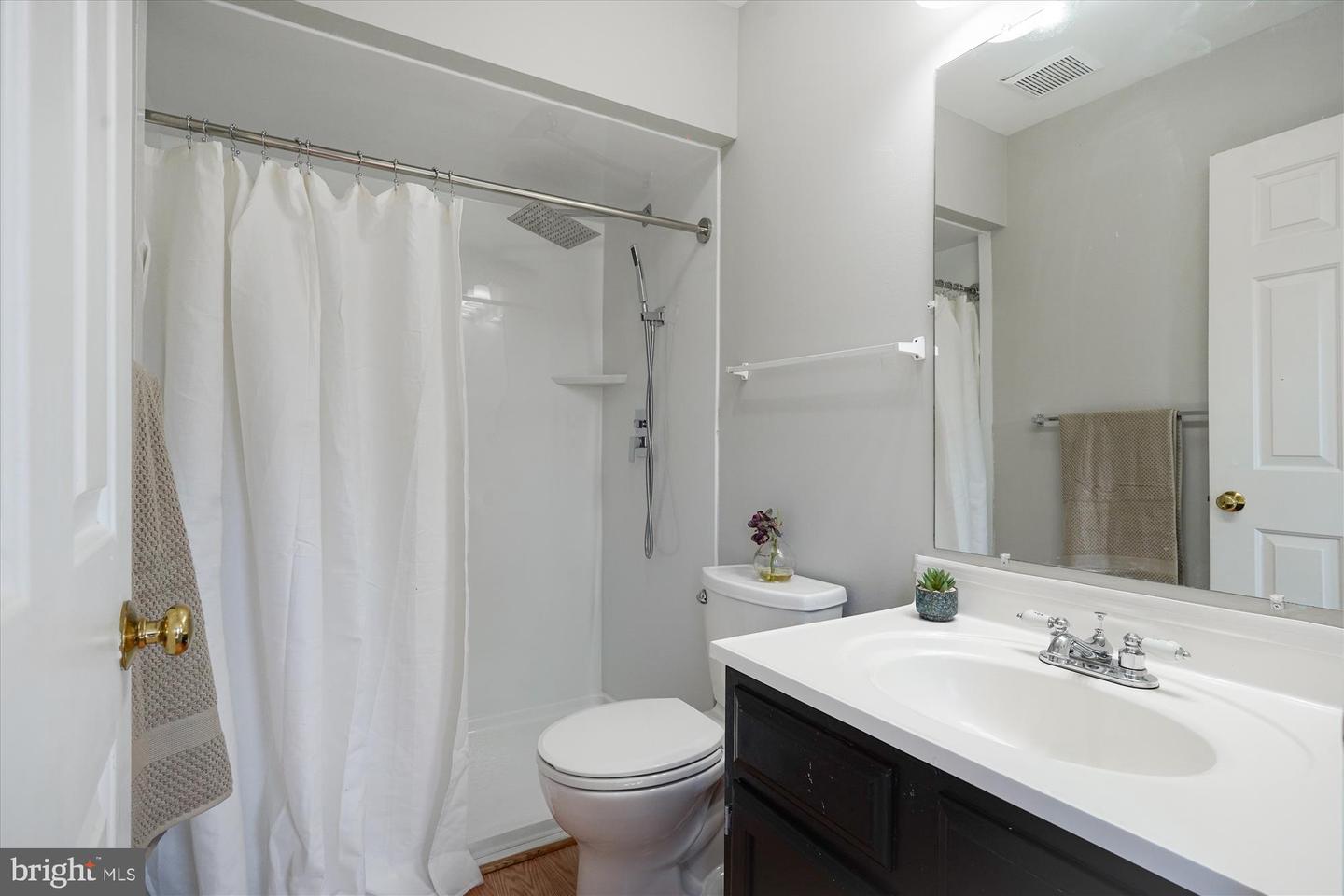 128 FARRELL LN, FREDERICKSBURG, Virginia 22401, 2 Bedrooms Bedrooms, ,2 BathroomsBathrooms,Residential,For sale,128 FARRELL LN,VAFB2008996 MLS # VAFB2008996