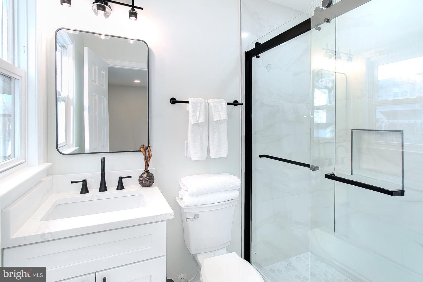 5716 TREMONT CT, ALEXANDRIA, Virginia 22303, 4 Bedrooms Bedrooms, ,3 BathroomsBathrooms,Residential,For sale,5716 TREMONT CT,VAFX2268832 MLS # VAFX2268832