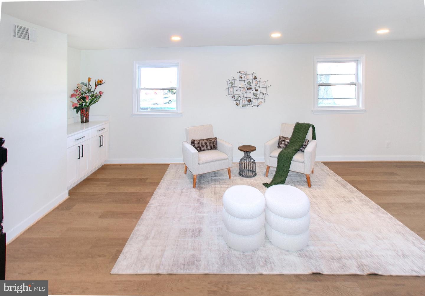 5716 TREMONT CT, ALEXANDRIA, Virginia 22303, 4 Bedrooms Bedrooms, ,3 BathroomsBathrooms,Residential,For sale,5716 TREMONT CT,VAFX2268832 MLS # VAFX2268832