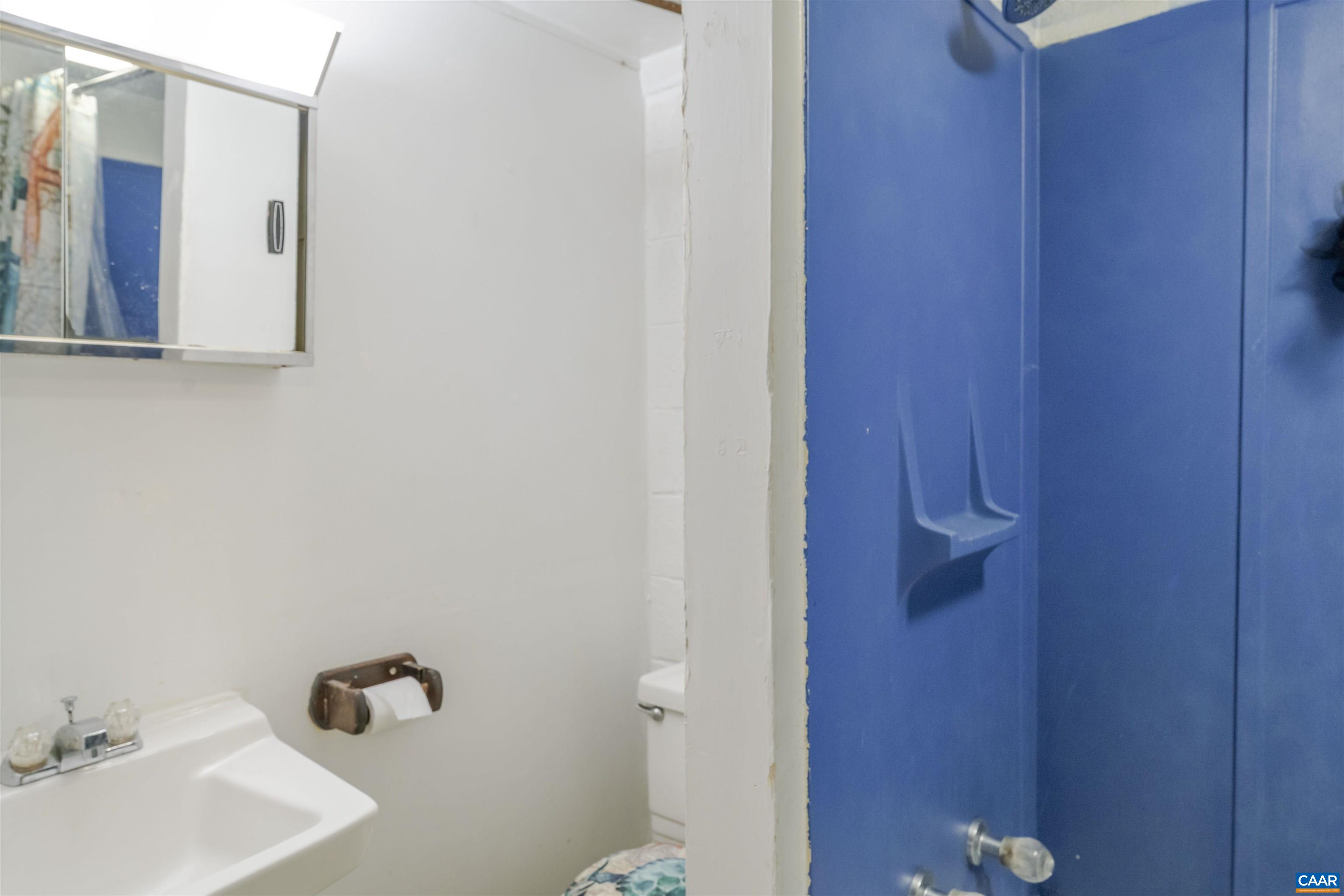 3404 THOMAS JEFFERSON PKWY, PALMYRA, Virginia 22963, 3 Bedrooms Bedrooms, ,2 BathroomsBathrooms,Residential,3404 THOMAS JEFFERSON PKWY,671301 MLS # 671301