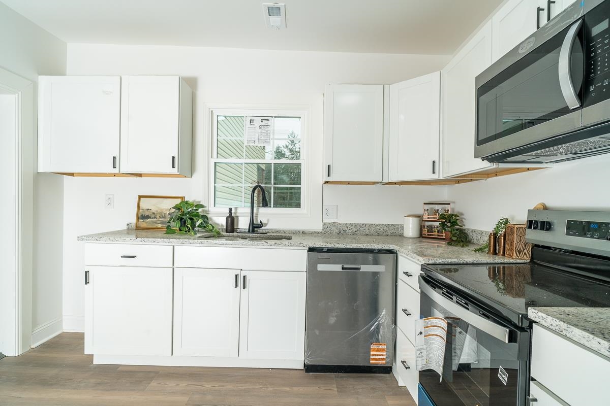 120 CHARLES ST, GORDONSVILLE, Virginia 22942, 3 Bedrooms Bedrooms, ,1 BathroomBathrooms,Residential,120 CHARLES ST,671307 MLS # 671307