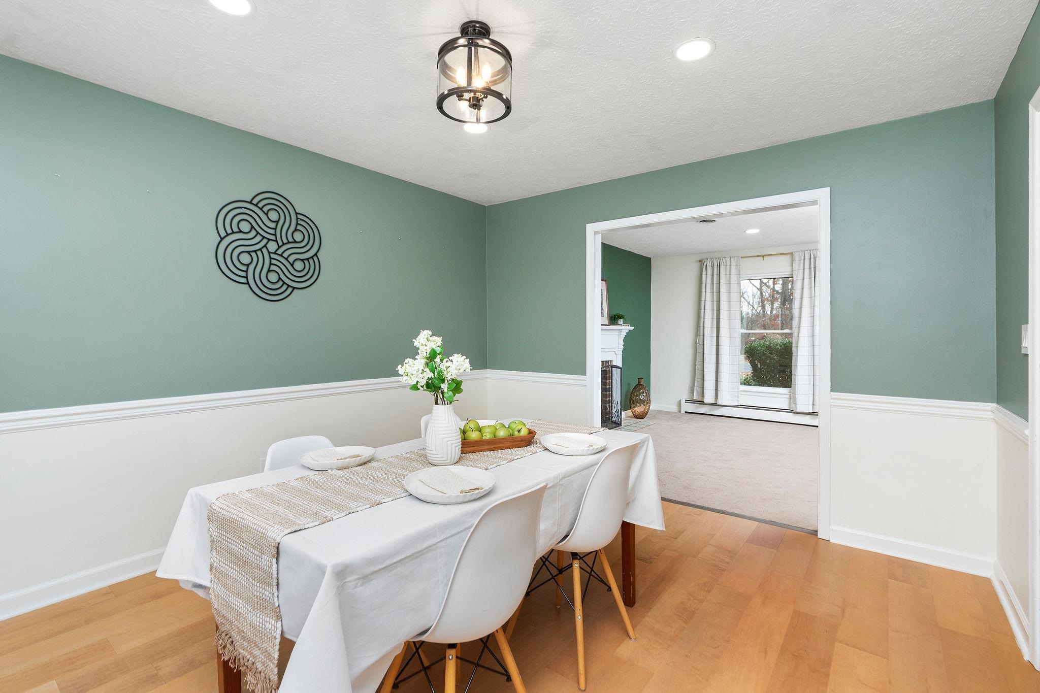 1222 PINEHURST RD, STAUNTON, Virginia 24401, 3 Bedrooms Bedrooms, ,2 BathroomsBathrooms,Residential,1222 PINEHURST RD,671308 MLS # 671308