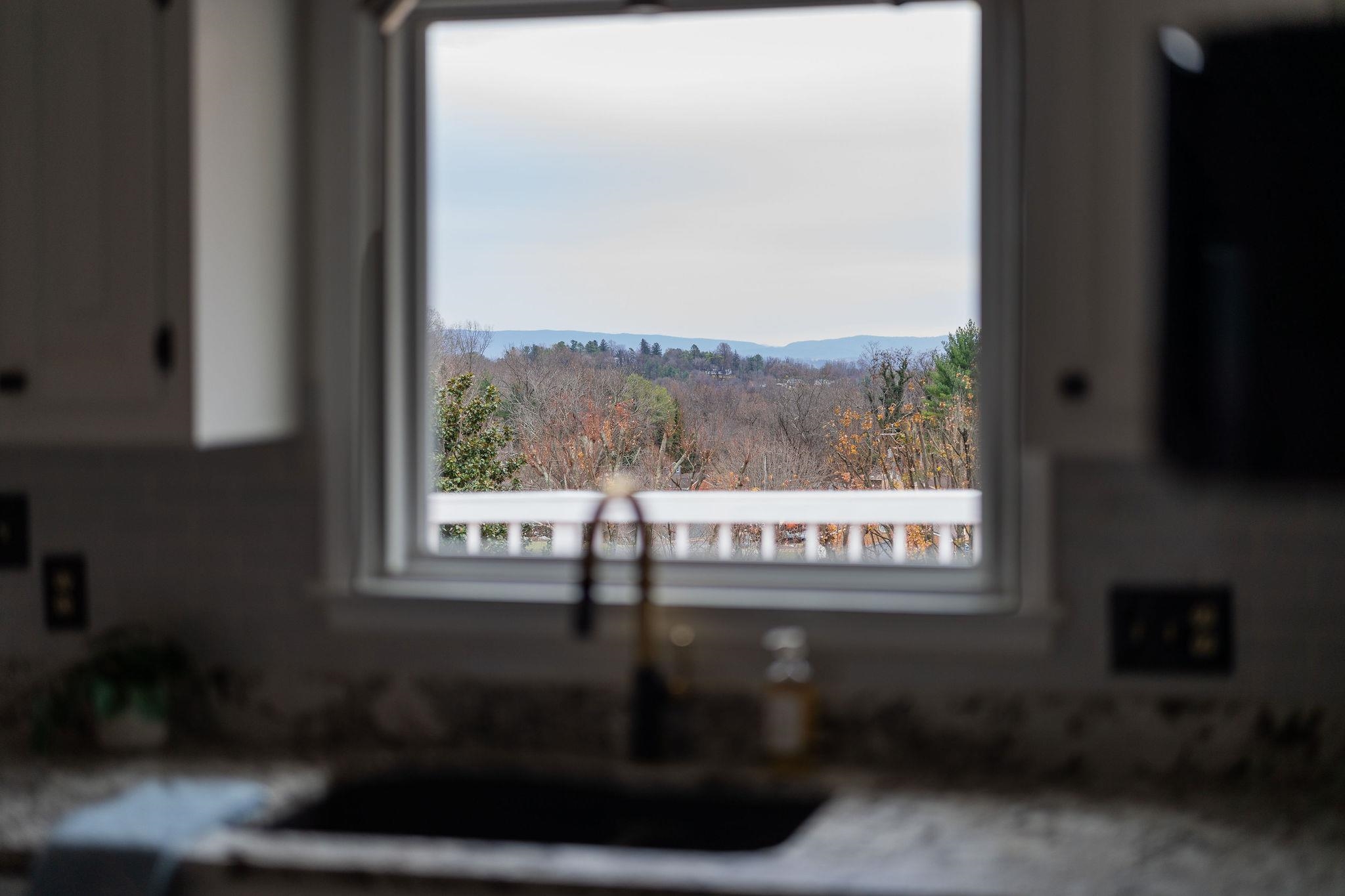 1222 PINEHURST RD, STAUNTON, Virginia 24401, 3 Bedrooms Bedrooms, ,2 BathroomsBathrooms,Residential,1222 PINEHURST RD,671308 MLS # 671308