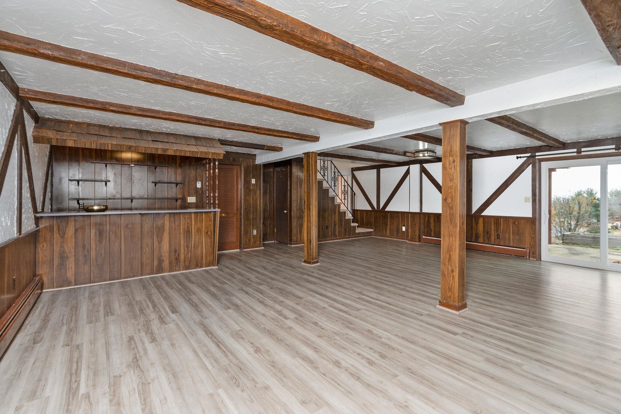 1222 PINEHURST RD, STAUNTON, Virginia 24401, 3 Bedrooms Bedrooms, ,2 BathroomsBathrooms,Residential,1222 PINEHURST RD,671308 MLS # 671308