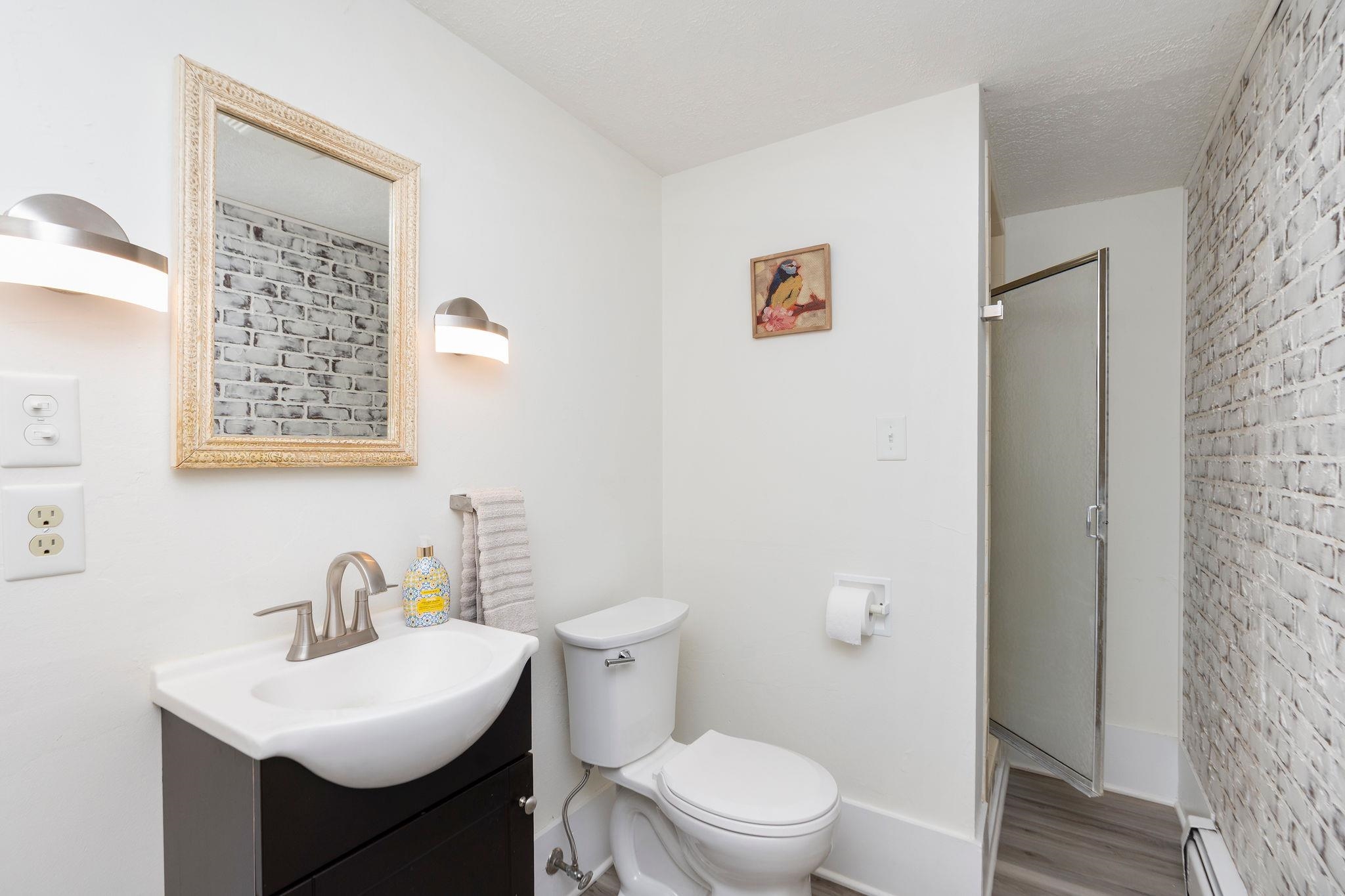 1222 PINEHURST RD, STAUNTON, Virginia 24401, 3 Bedrooms Bedrooms, ,2 BathroomsBathrooms,Residential,1222 PINEHURST RD,671308 MLS # 671308