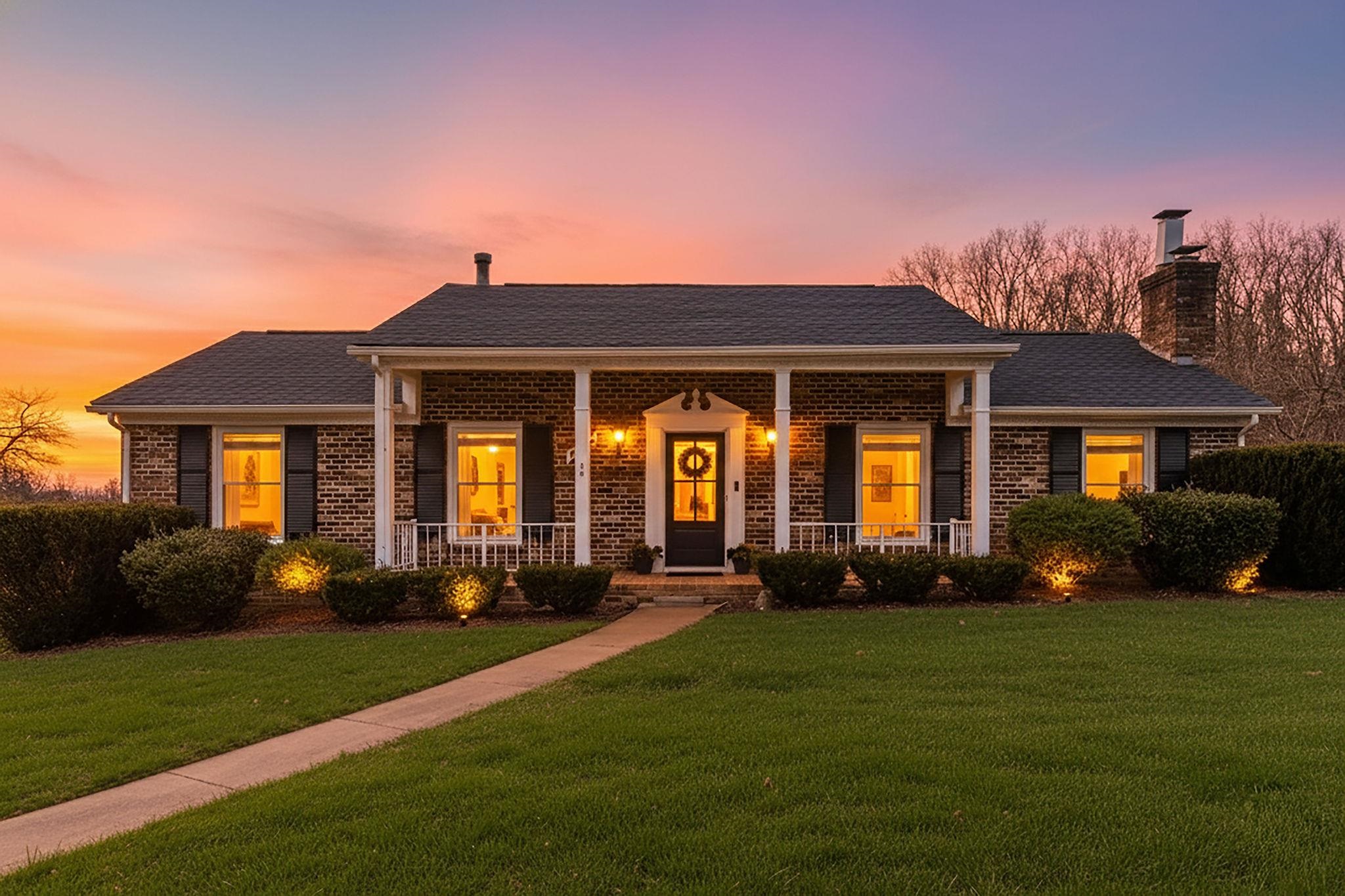 1222 PINEHURST RD, STAUNTON, Virginia 24401, 3 Bedrooms Bedrooms, ,2 BathroomsBathrooms,Residential,1222 PINEHURST RD,671308 MLS # 671308