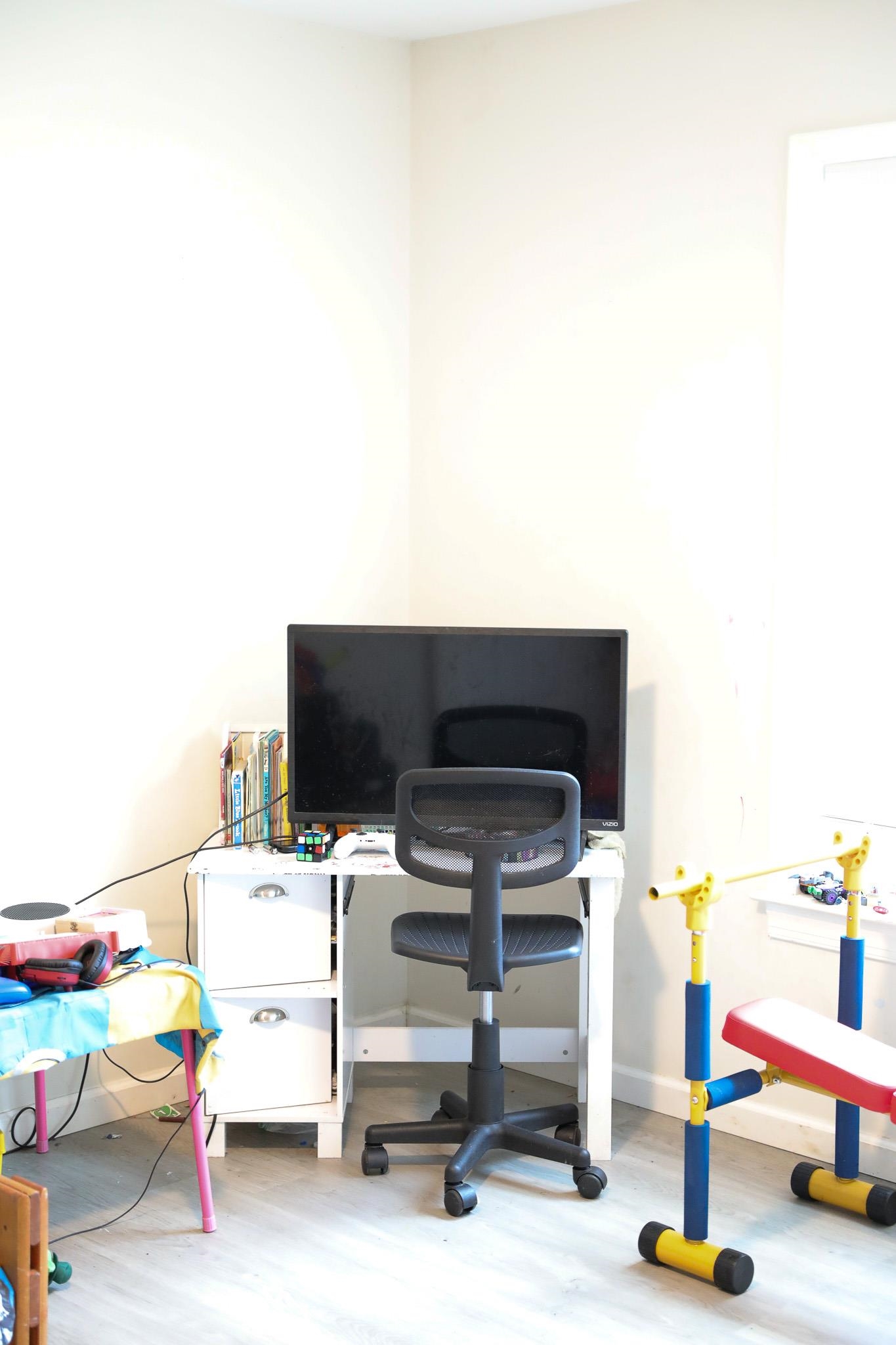 701 WESTERN RD, WAYNESBORO, Virginia 22980, 4 Bedrooms Bedrooms, ,2 BathroomsBathrooms,Residential,701 WESTERN RD,671309 MLS # 671309