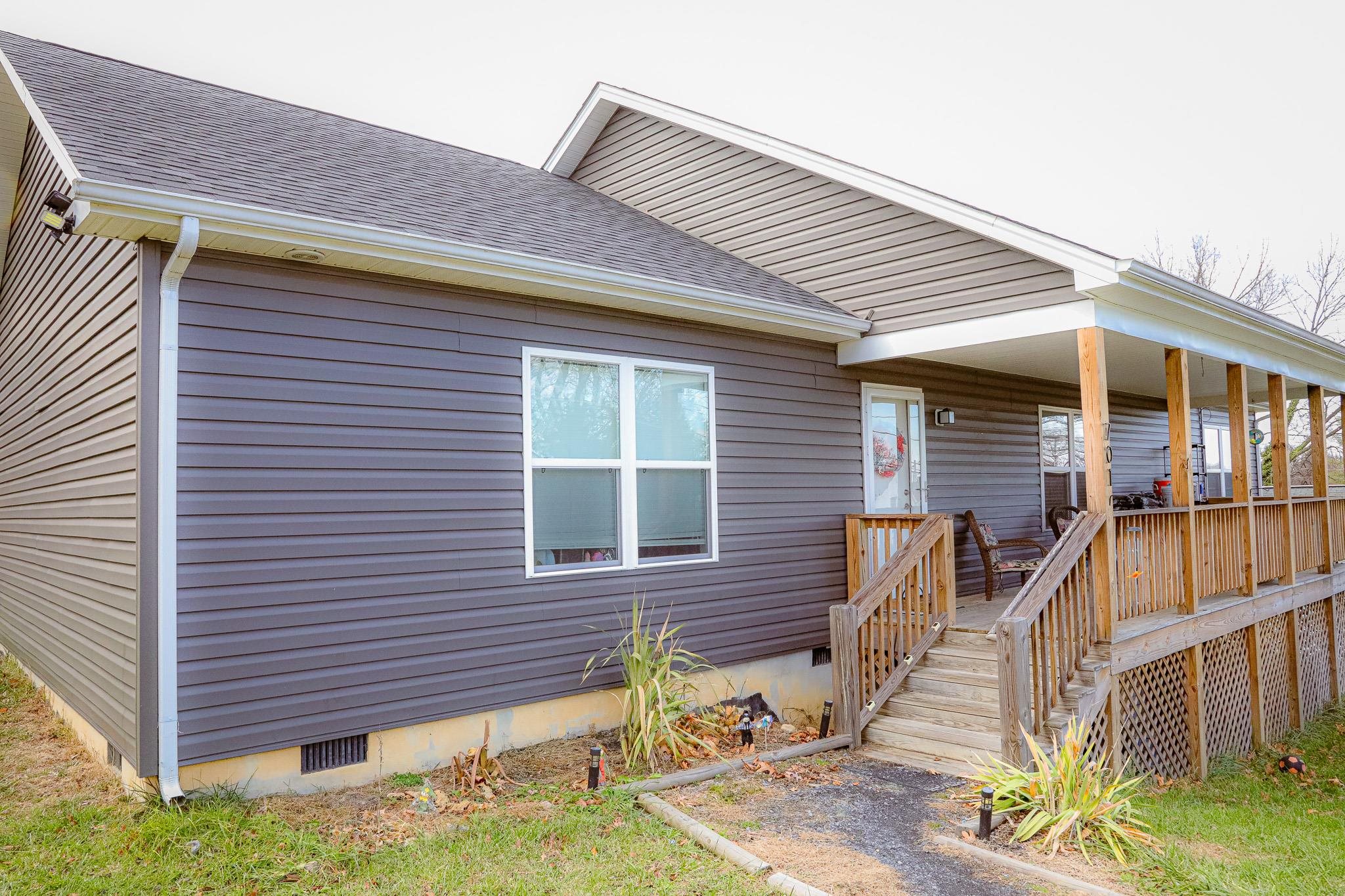 701 WESTERN RD, WAYNESBORO, Virginia 22980, 4 Bedrooms Bedrooms, ,2 BathroomsBathrooms,Residential,701 WESTERN RD,671309 MLS # 671309