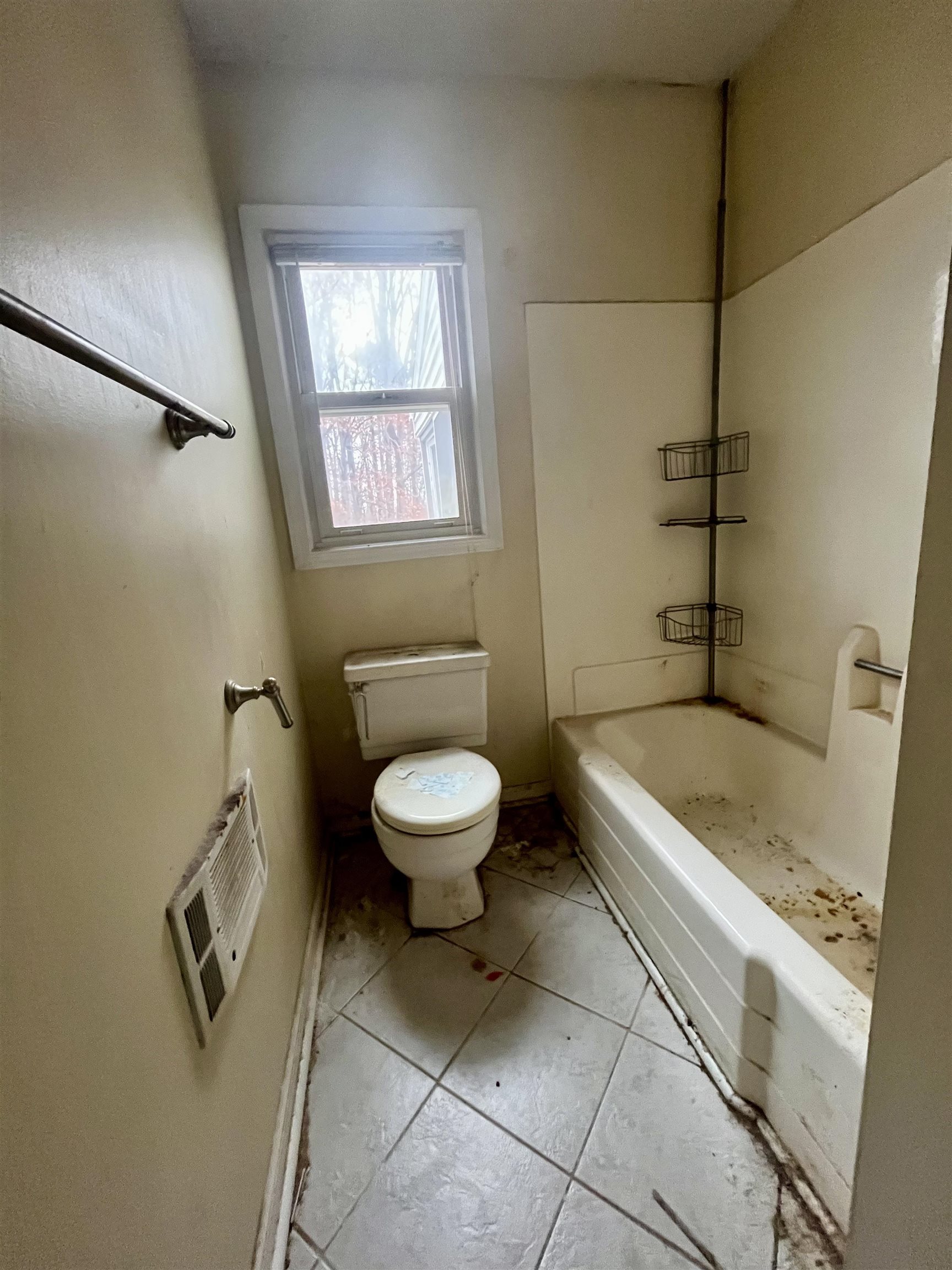 3672 AIRPORT ACRES RD, CHARLOTTESVILLE, Virginia 22911, 5 Bedrooms Bedrooms, ,2 BathroomsBathrooms,Residential,3672 AIRPORT ACRES RD,671310 MLS # 671310