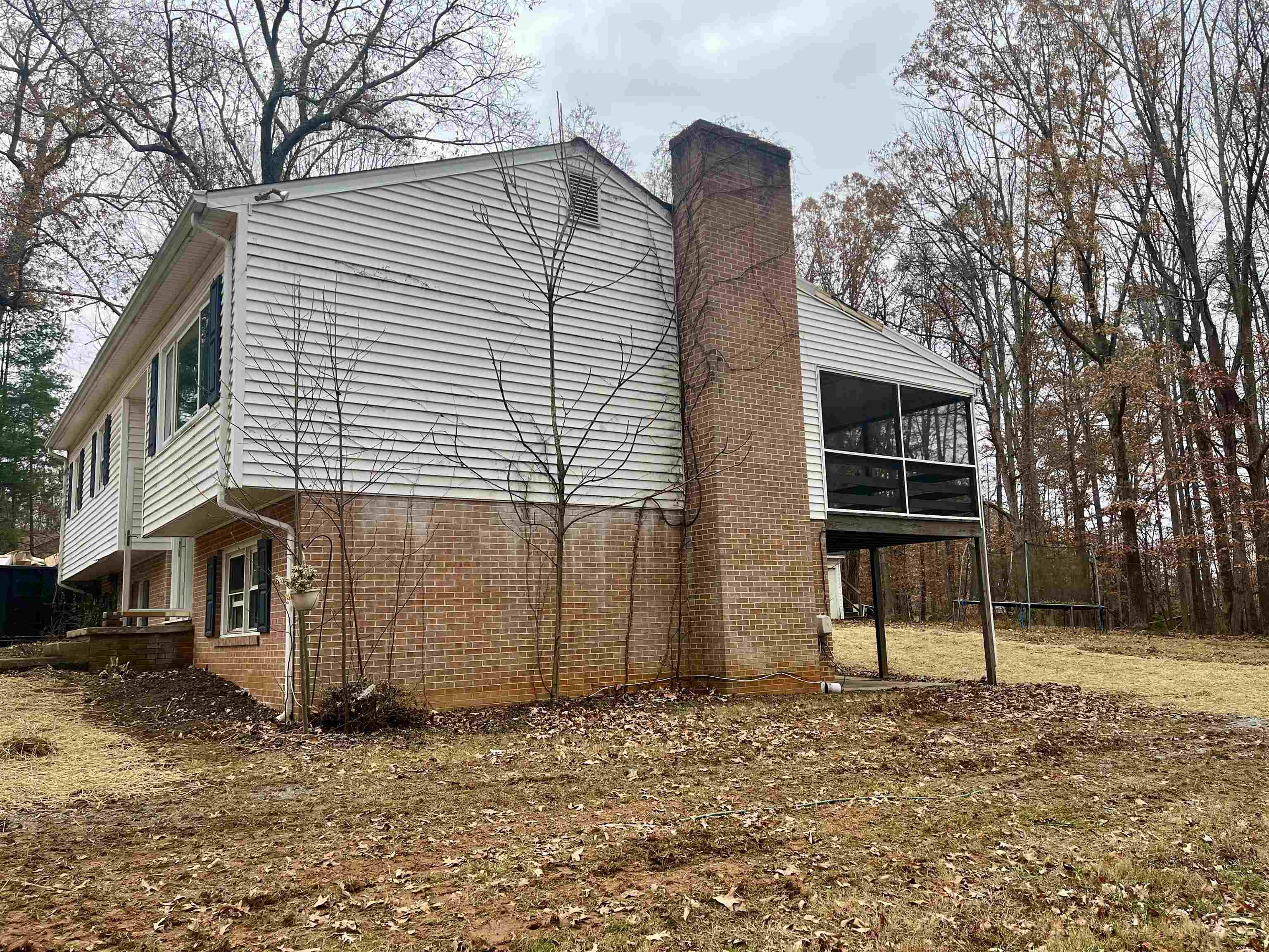 3672 AIRPORT ACRES RD, CHARLOTTESVILLE, Virginia 22911, 5 Bedrooms Bedrooms, ,2 BathroomsBathrooms,Residential,3672 AIRPORT ACRES RD,671310 MLS # 671310