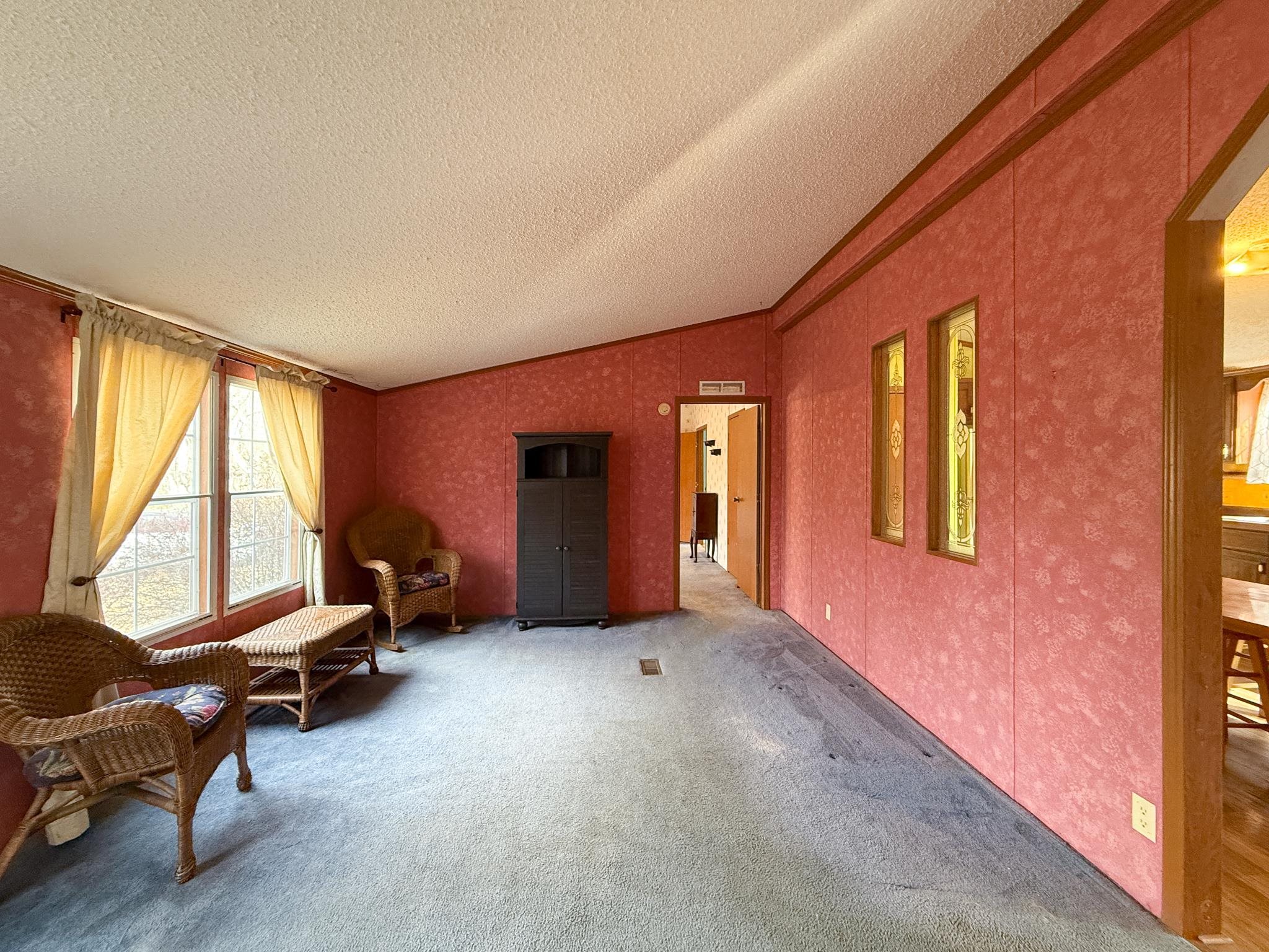 127 KAOLIN SPRING LN, GREENVILLE, Virginia 24440, 3 Bedrooms Bedrooms, ,2 BathroomsBathrooms,Residential,127 KAOLIN SPRING LN,671311 MLS # 671311