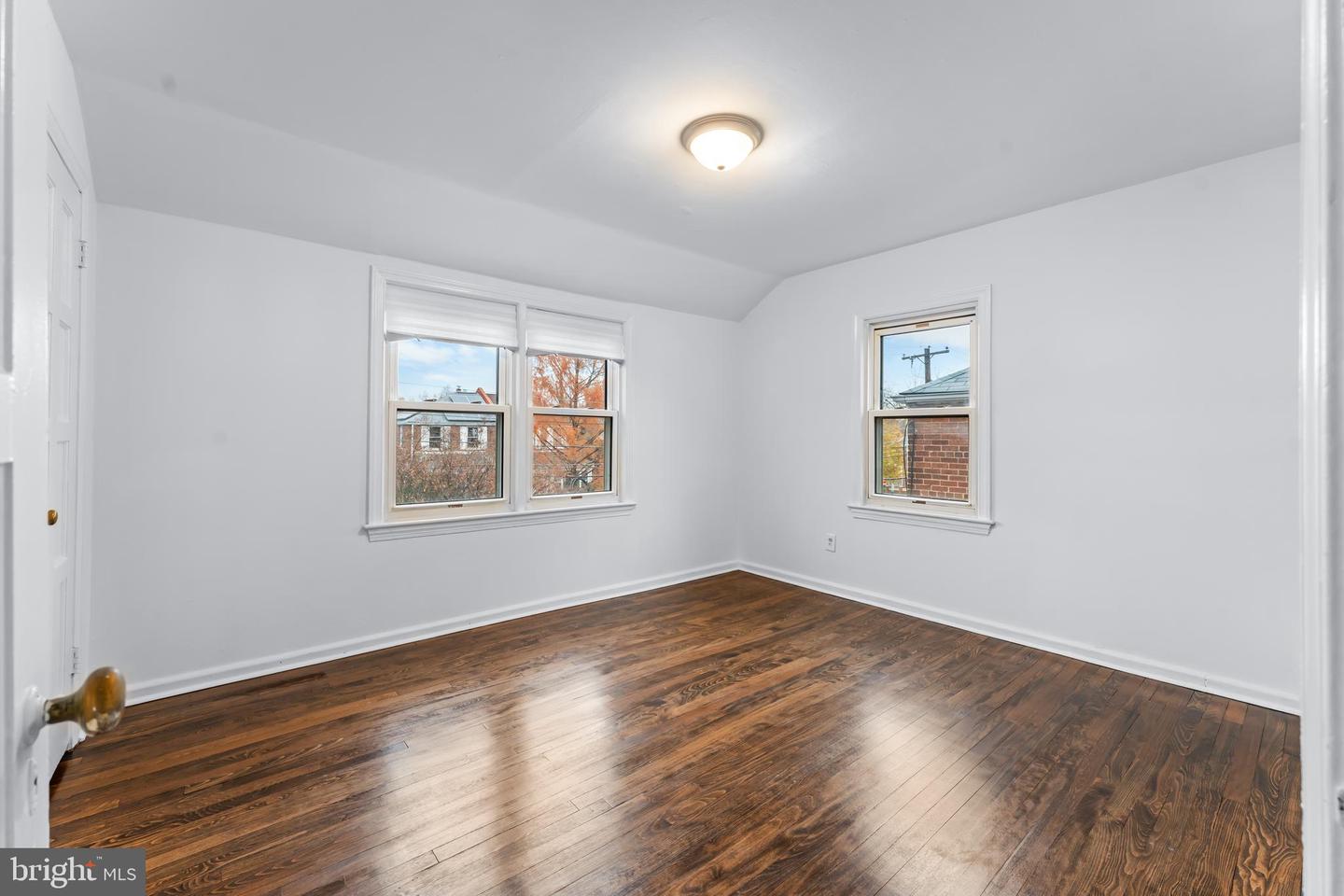 723 EMERSON ST NE, WASHINGTON, District Of Columbia 20017, 2 Bedrooms Bedrooms, 5 Rooms Rooms,1 BathroomBathrooms,Residential,For sale,723 EMERSON ST NE,DCDC2224610 MLS # DCDC2224610