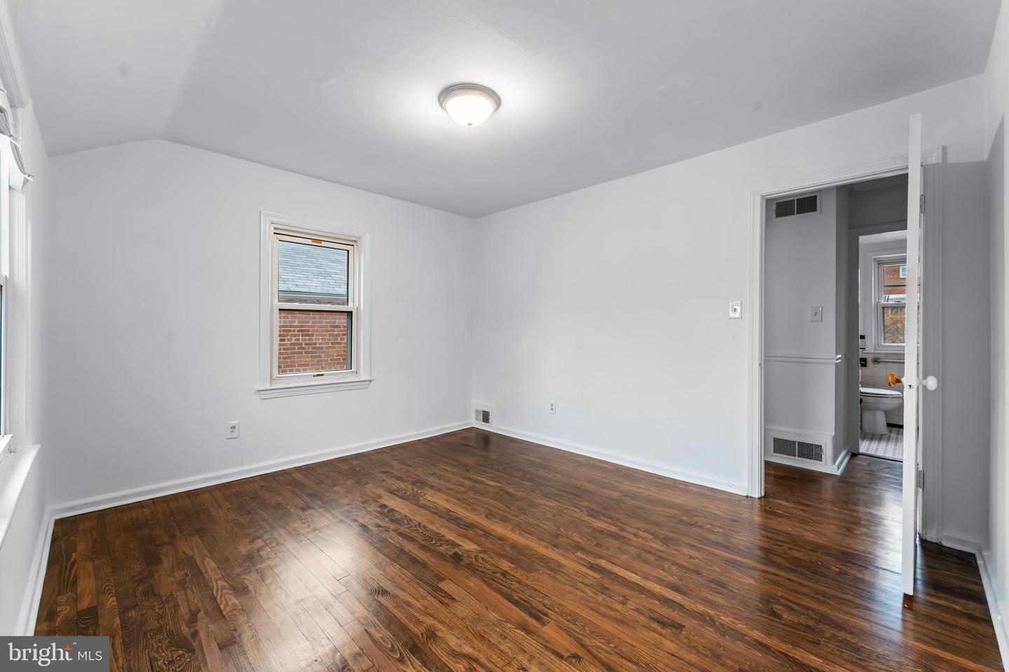 723 EMERSON ST NE, WASHINGTON, District Of Columbia 20017, 2 Bedrooms Bedrooms, 5 Rooms Rooms,1 BathroomBathrooms,Residential,For sale,723 EMERSON ST NE,DCDC2224610 MLS # DCDC2224610