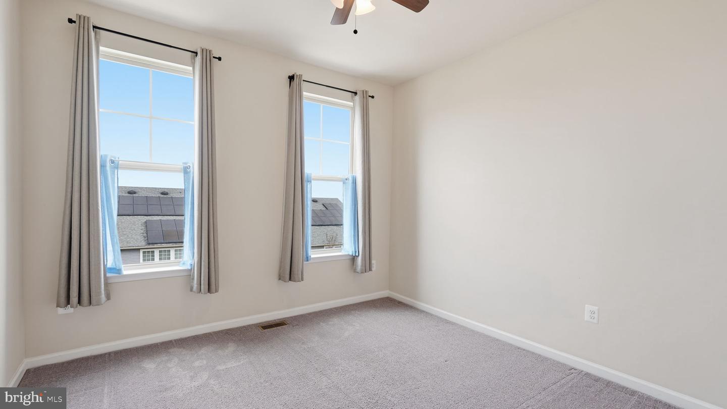 426 INDIGO WAY, STAFFORD, Virginia 22554, 3 Bedrooms Bedrooms, ,2 BathroomsBathrooms,Residential,For sale,426 INDIGO WAY,VAST2043088 MLS # VAST2043088