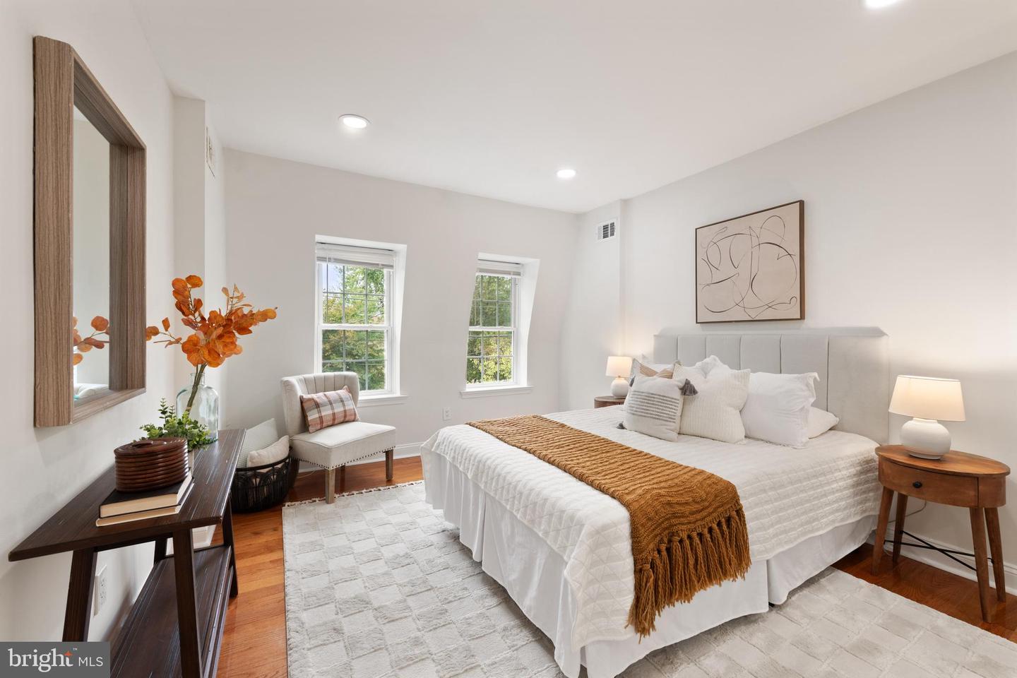 4829 41ST ST NW, WASHINGTON, District Of Columbia 20016, 2 Bedrooms Bedrooms, ,1 BathroomBathrooms,Residential,For sale,4829 41ST ST NW,DCDC2225044 MLS # DCDC2225044