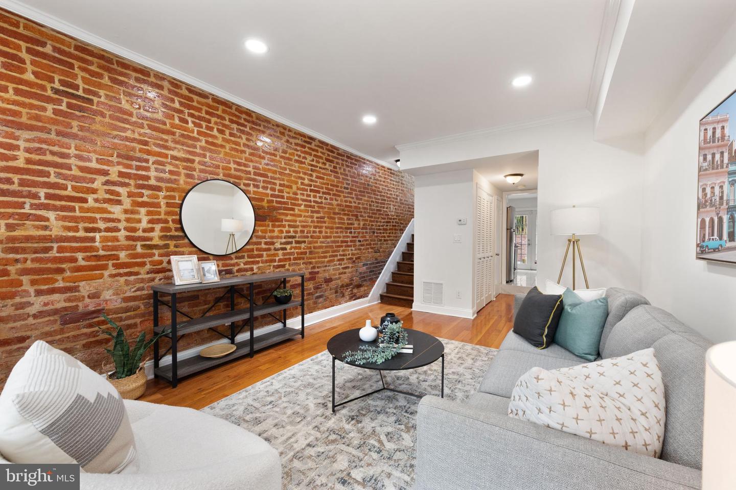 4829 41ST ST NW, WASHINGTON, District Of Columbia 20016, 2 Bedrooms Bedrooms, ,1 BathroomBathrooms,Residential,For sale,4829 41ST ST NW,DCDC2225044 MLS # DCDC2225044