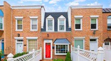 4829 41ST ST NW, WASHINGTON, District Of Columbia 20016, 2 Bedrooms Bedrooms, ,1 BathroomBathrooms,Residential,For sale,4829 41ST ST NW,DCDC2225044 MLS # DCDC2225044